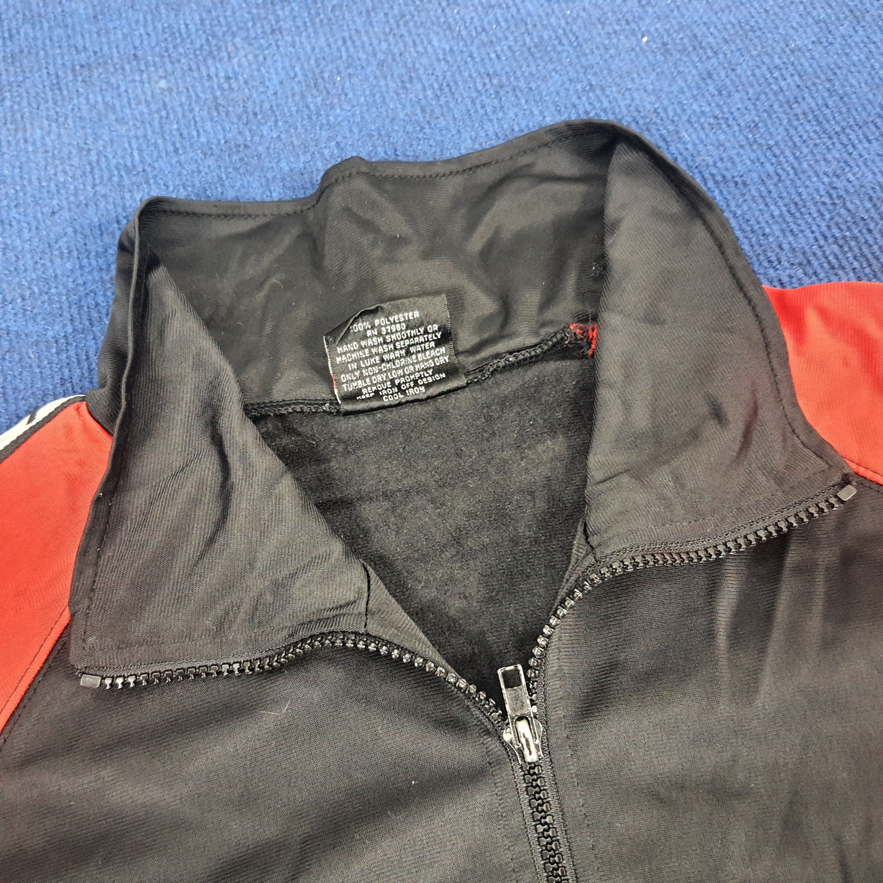 Fubu × Vintage Vintage FUBU Sports For Us by Us Sportwear Zipper Sweaters Size US M / EU 48-50 / 2 - 5 Thumbnail