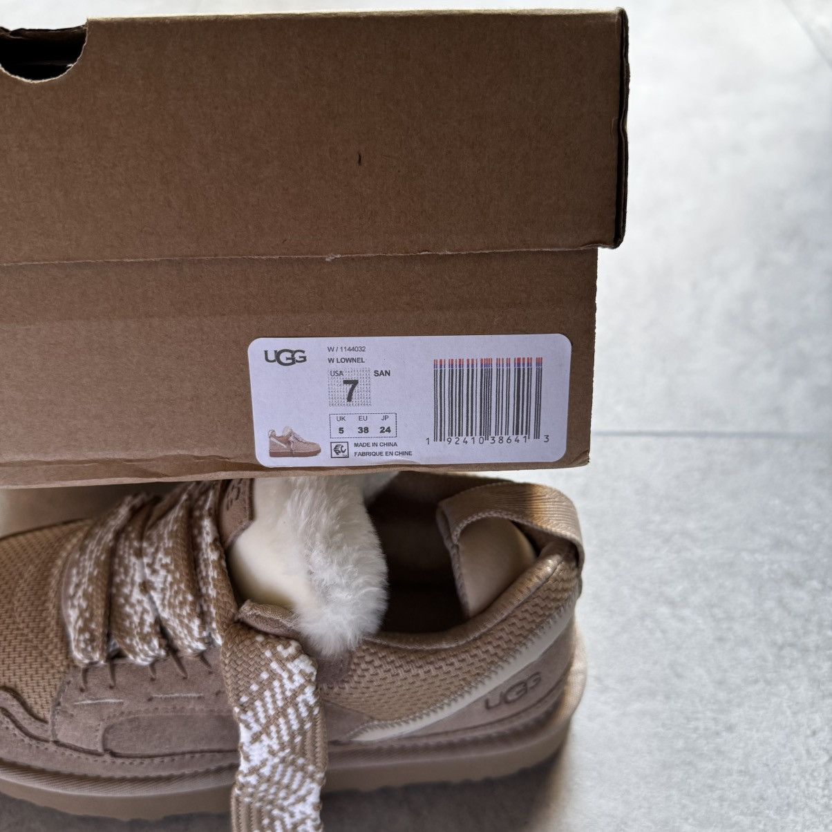 Ugg UGG Lowmel Sand Sneaker with Original Package EU 38/ US 7.5 Size US 8 / IT 38 - 7 Thumbnail