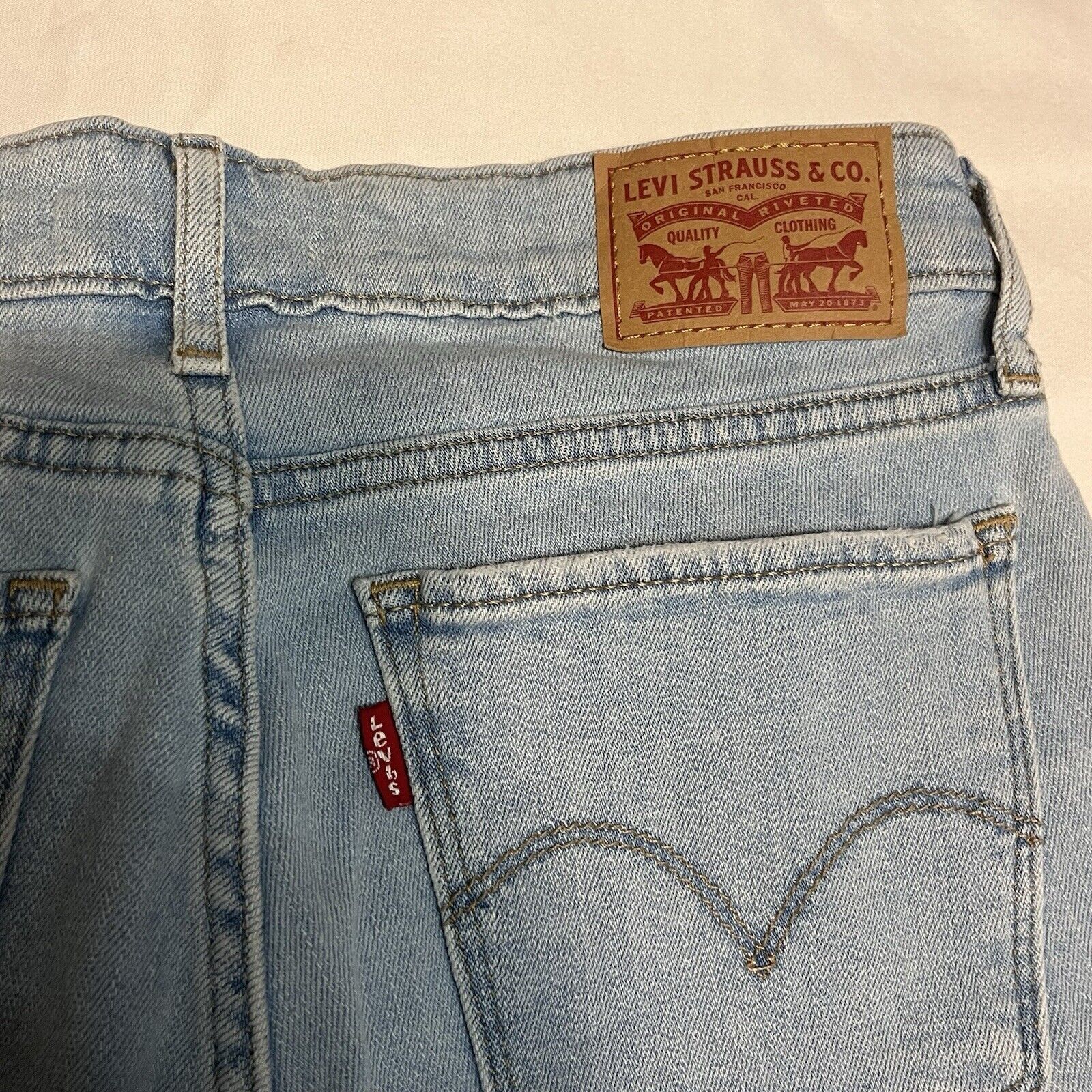 Levi's levis 711 skinny jeans Azure Trashed White Indigo Light Wash Size 26" / US 2 / IT 38 - 9 Thumbnail