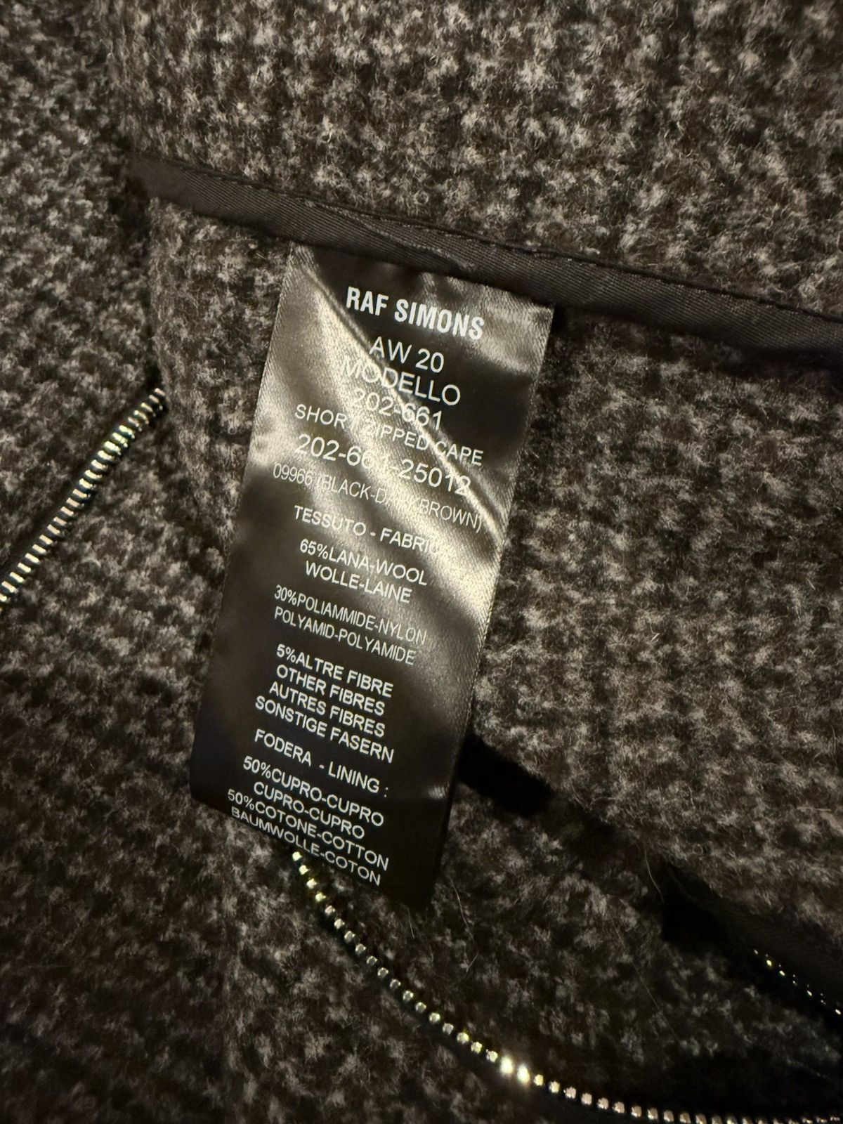 Raf Simons Raf Simons AW20 Short Zipped Cape Size US S / EU 44-46 / 1 - 4 Thumbnail