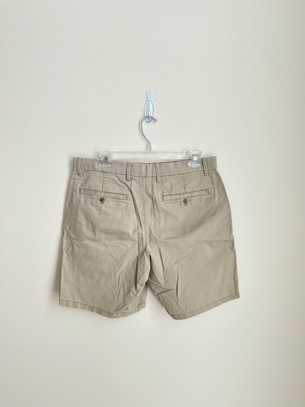 Gap Gap 8” Flat Front Khaki Short Size US 31 - 3 Thumbnail