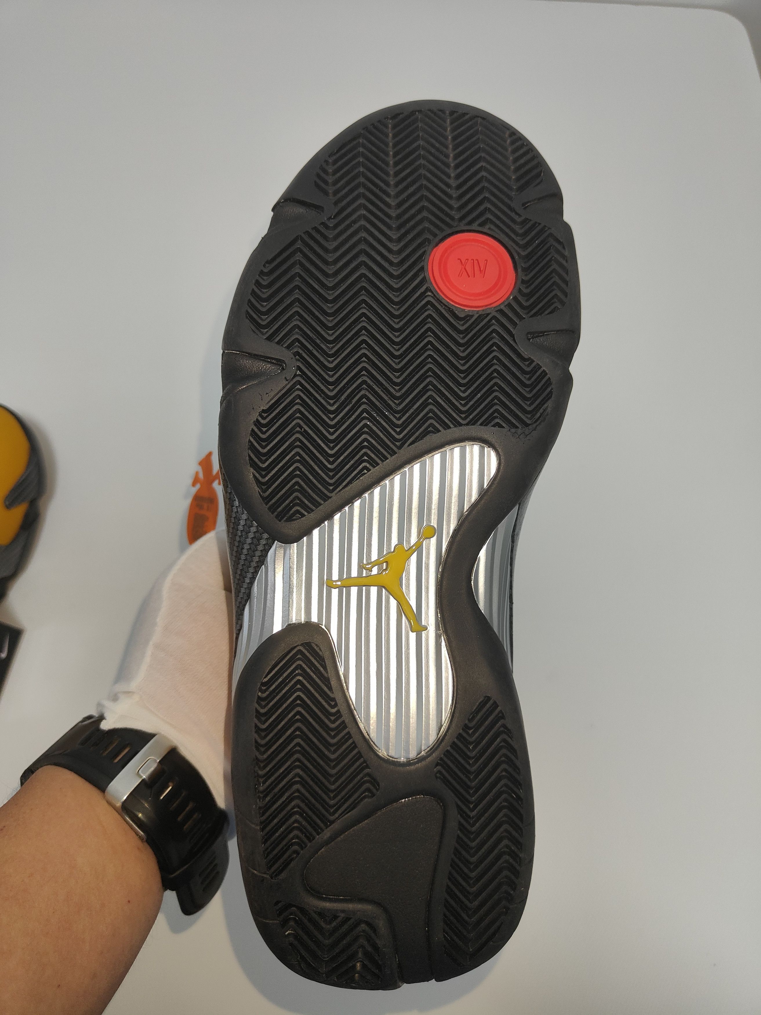 Jordan Brand Air Jordan 14 Retro Reverse Ferrari Size US 9 / EU 42 - 5 Thumbnail