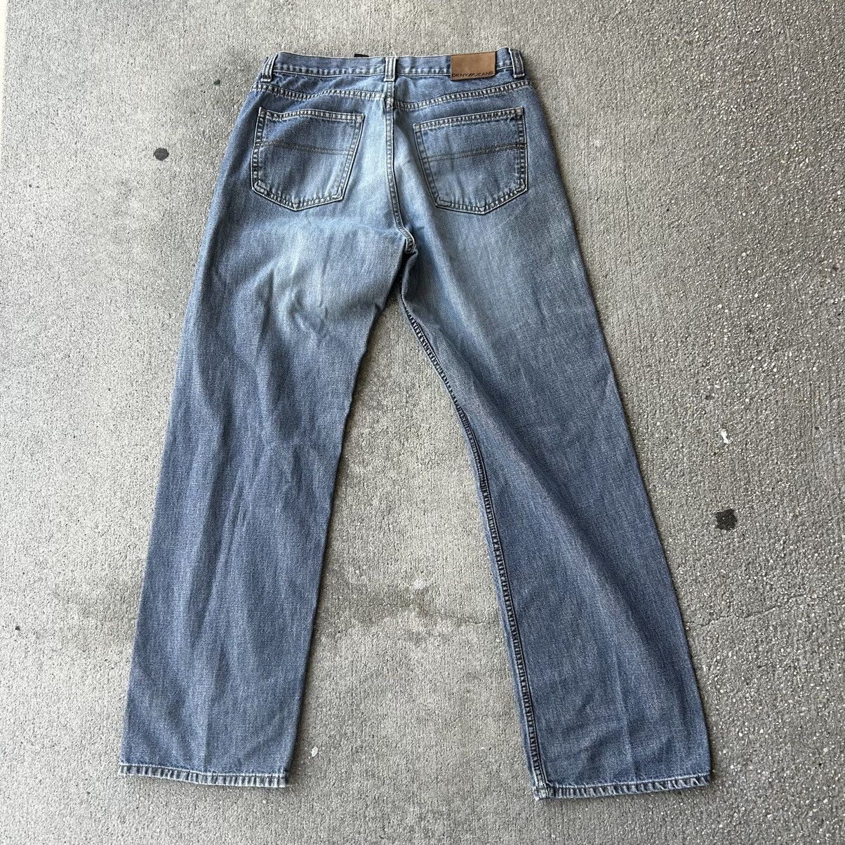 DKNY × Vintage Y2K DKNY gray faded baggy jeans Size US 33 - 2 Thumbnail