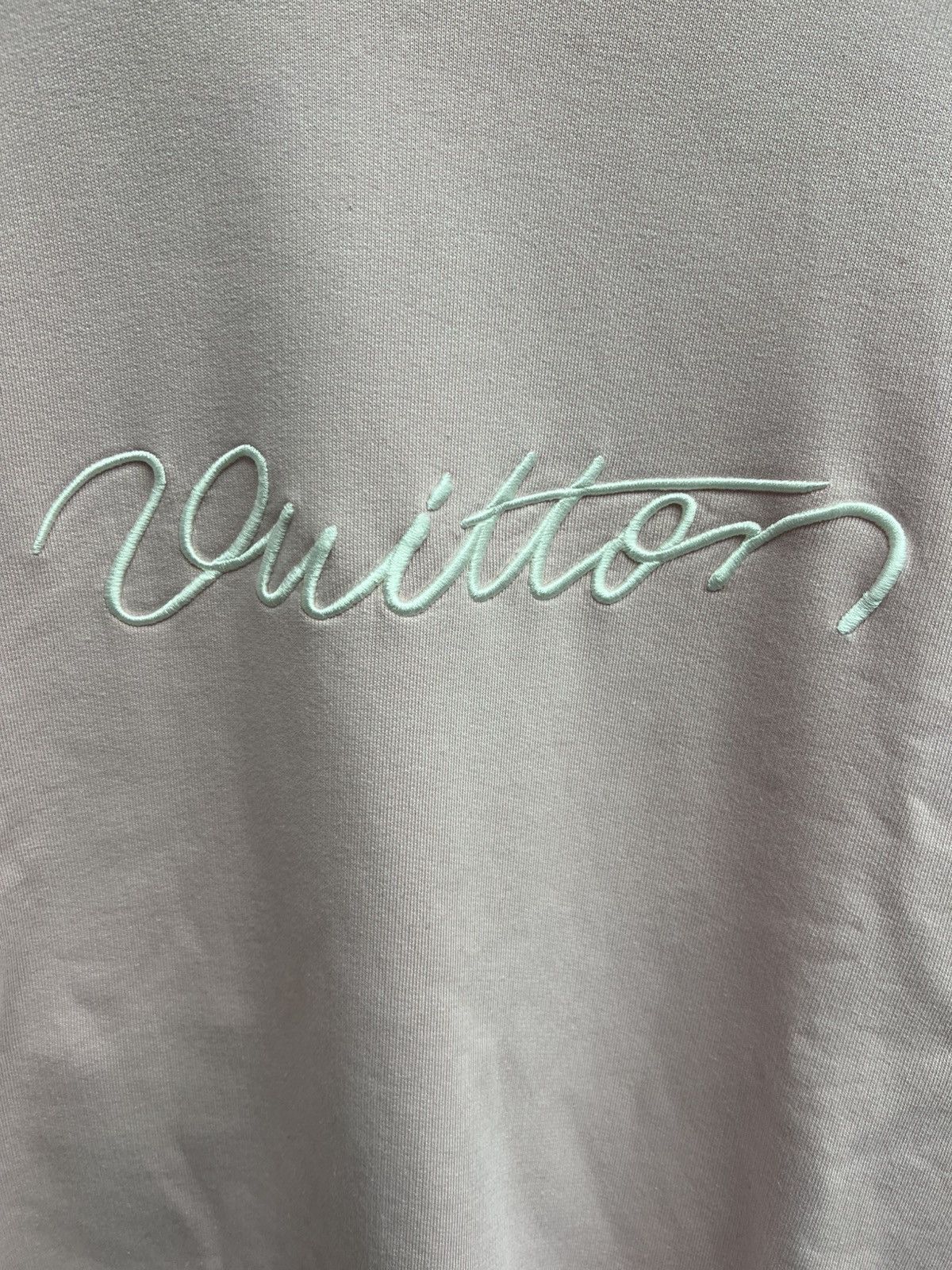 Louis Vuitton Louis Vuitton Pink Crewneck Size US M / EU 48-50 / 2 - 7 Thumbnail