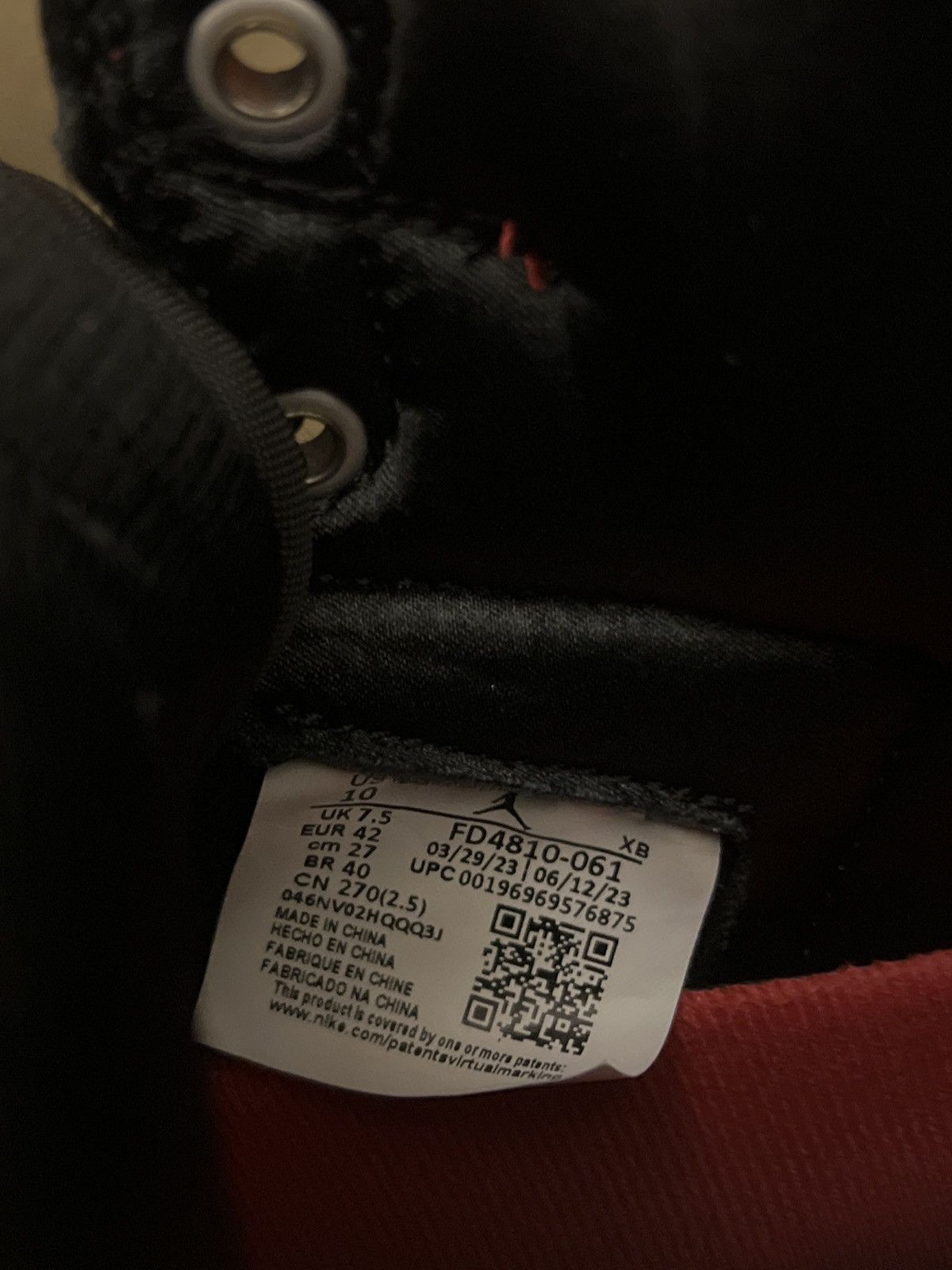 Jordan Brand × Nike Jordan 1 Satin Bred Size US 8.5 / EU 41-42 - 7 Thumbnail
