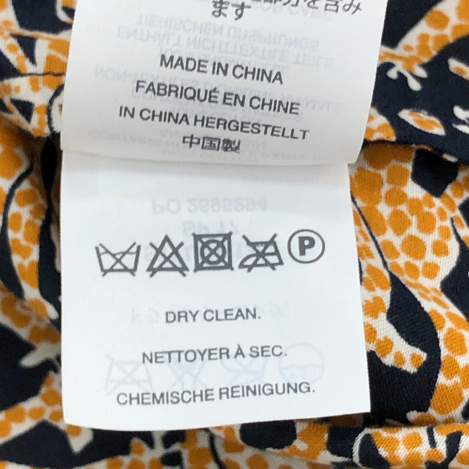 J.Crew J Crew Drake London Size 00 Blouse Giraffe Print Bell Sleeve Size XXS / US 00 / IT 34 - 15 Thumbnail
