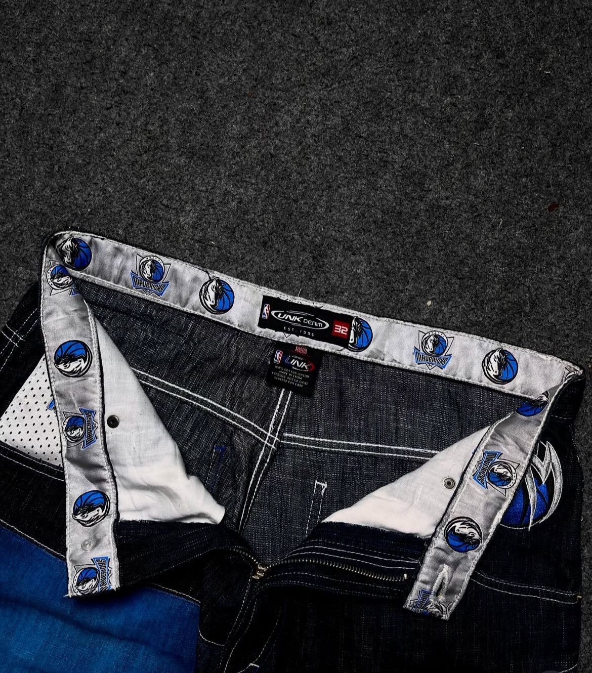 Japanese Brand × NBA × Vintage 00’S JORTS PANTS NBA UNK DALLAS MAVERICKS Size US 32 / EU 48 - 19 Thumbnail