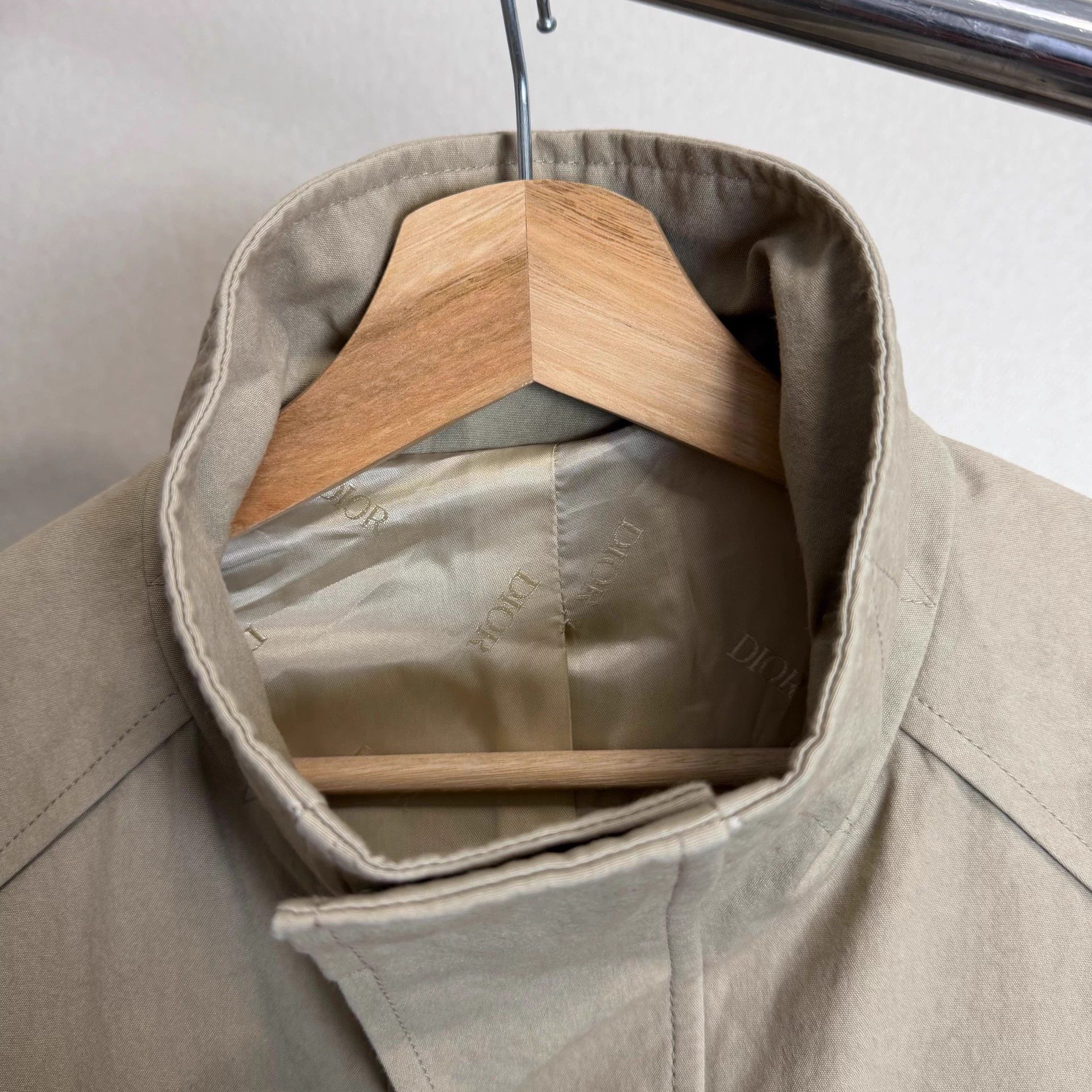 Dior DIOR FW22 men's beige multi-pocket stand collar jkt Size US L / EU 52-54 / 3 - 3 Thumbnail