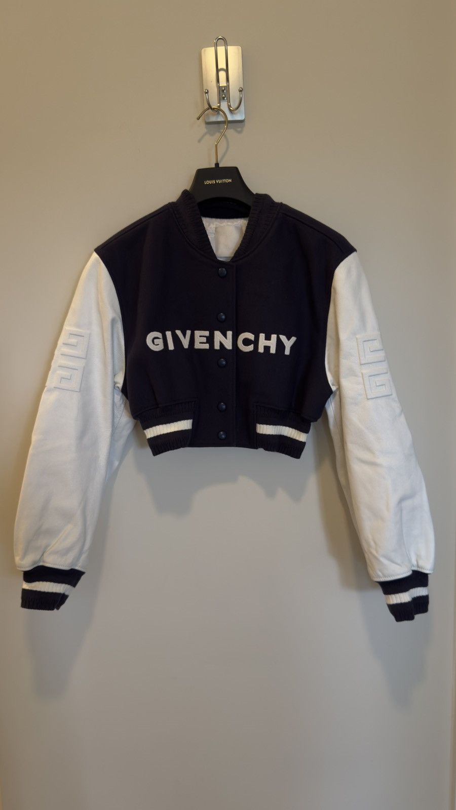 Givenchy Givenchy cropped jacket Size XS / US 0-2 / IT 36-38 - 1 Thumbnail