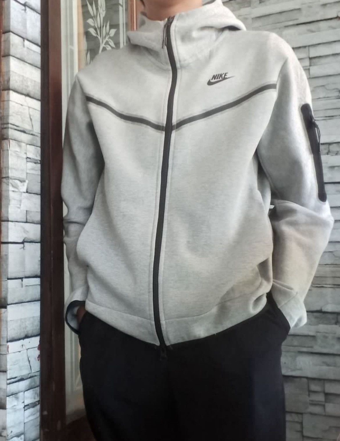 Nike Nike Tech Fleece Full-Zip Windrunner Logo Hoodie 🩶 Size US L / EU 52-54 / 3 - 6 Thumbnail
