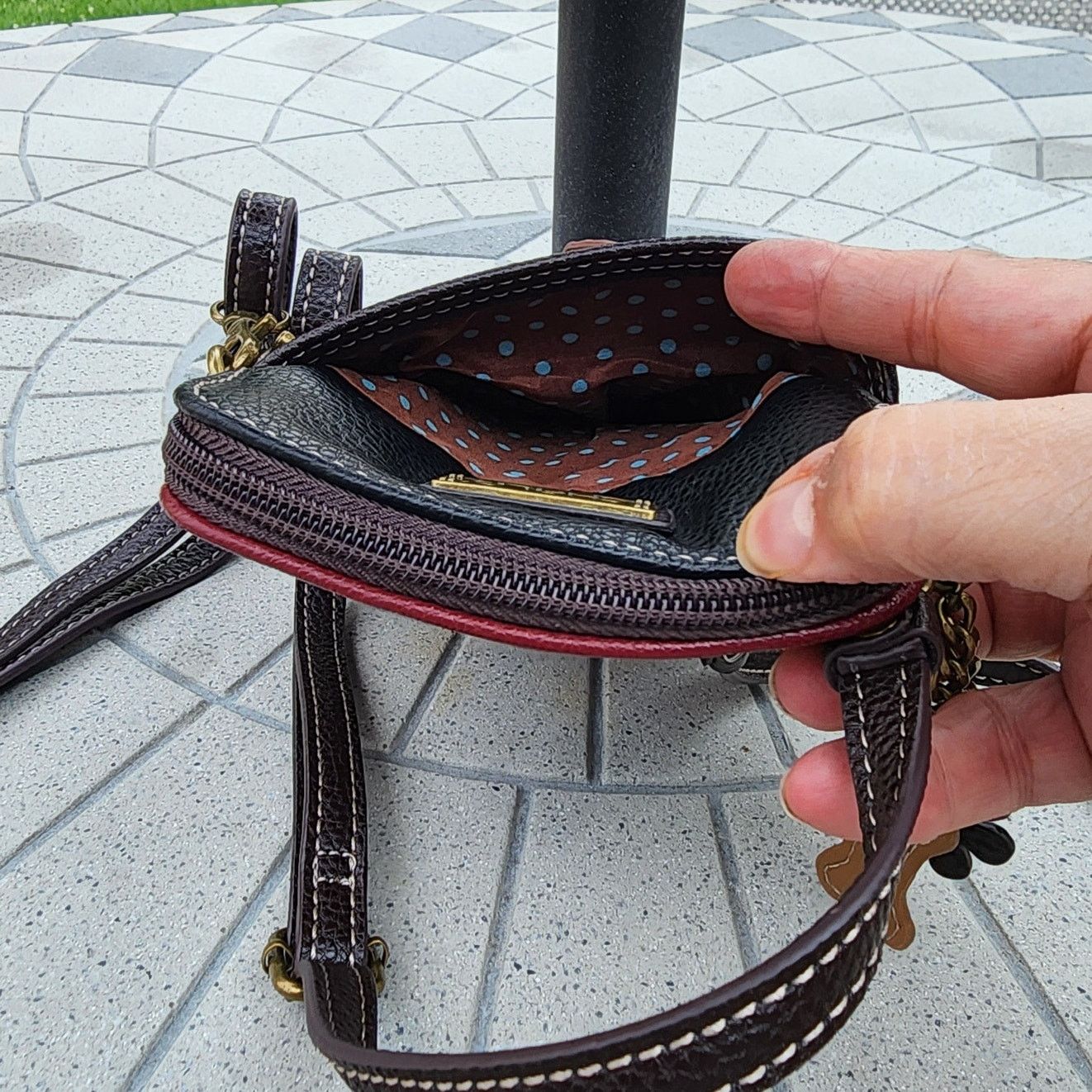 Designer Chala Vegan Leather Doggie Mini Crossbody Cell Phone Bag Size ONE SIZE - 5 Thumbnail