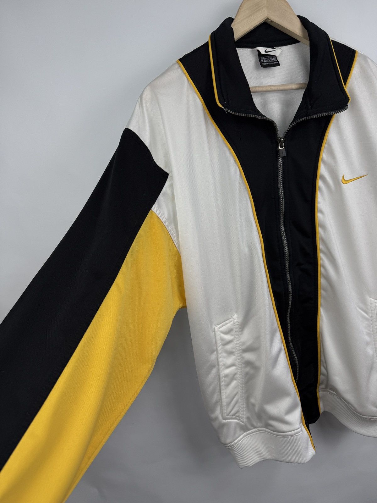 Nike 🇺🇸 Vintage 90s Nike Gold Logo Tracksuit Jacket Pants Rare Y2K Size US L / EU 52-54 / 3 - 4 Thumbnail