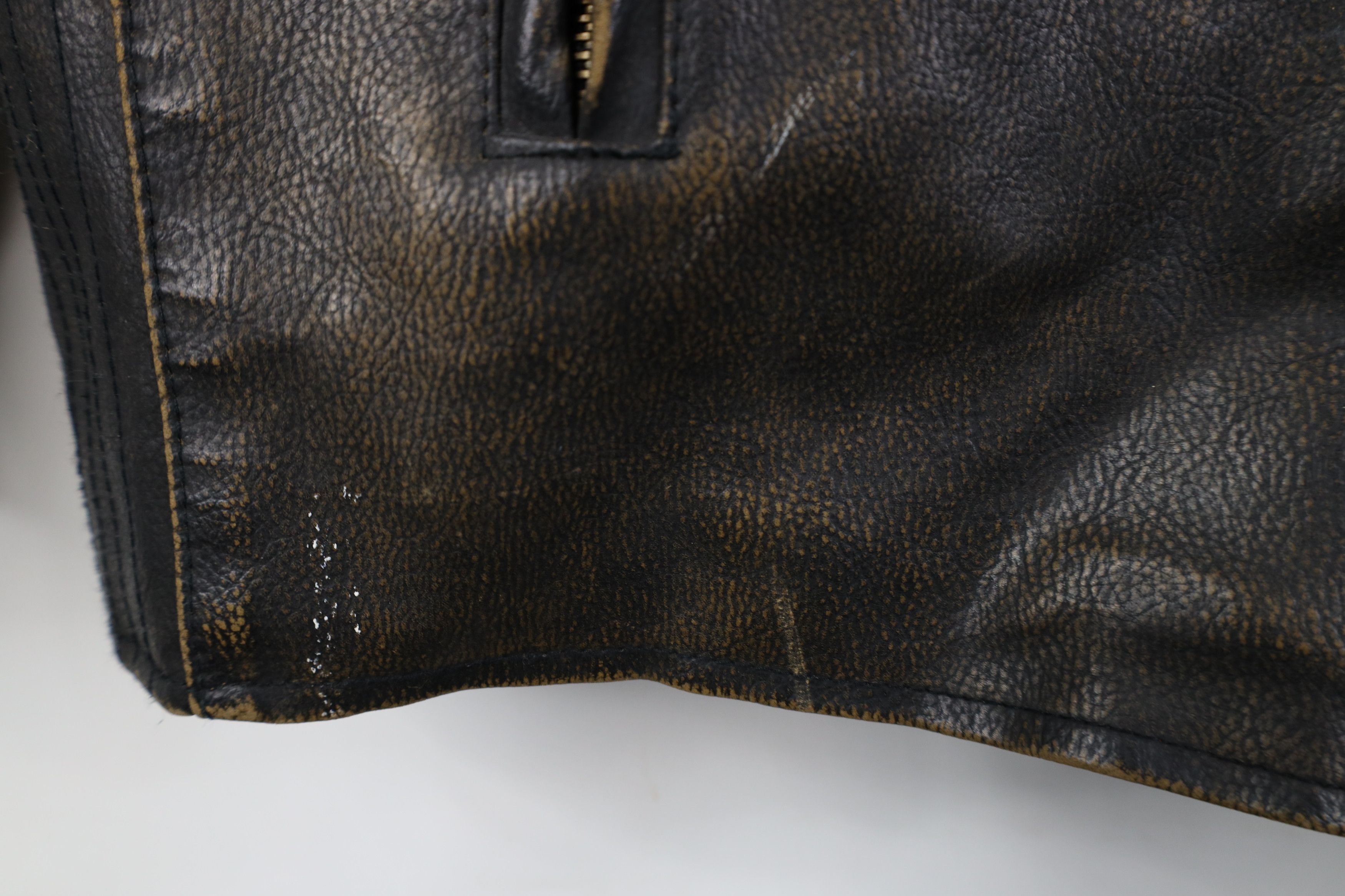 Vintage Vintage 90s Streetwear Quilted Faux Leather Jacket Brown Size US L / EU 52-54 / 3 - 5 Thumbnail