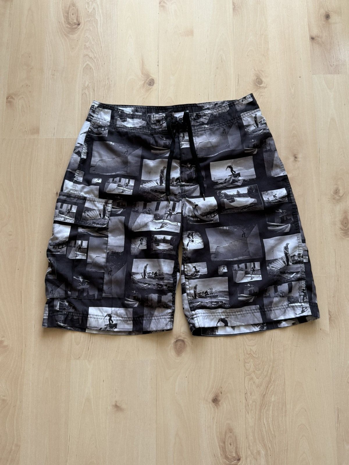 Carhartt Carhartt Vintage skate cargo shorts black label Size US 30 / EU 46 - 1 Thumbnail