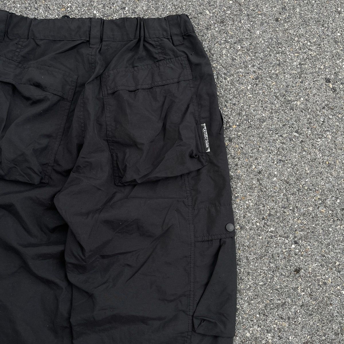 Final Home 90s Final home nylon cargo pants Size US 30 / EU 46 - 4 Thumbnail