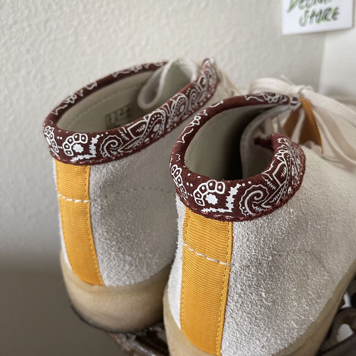 Clarks Clark Original Paisley Print Ankle Boots Size US 11 / EU 44 - 6 Thumbnail