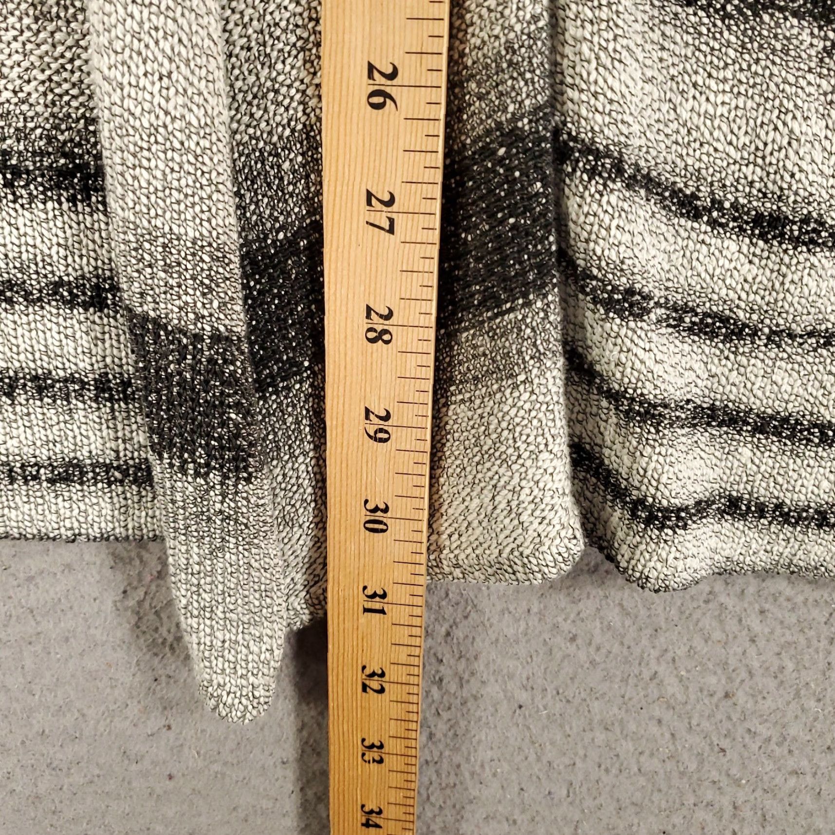 Vintage Womens Cardigan 1X Gray White Striped Sweater Long Sleeve Open Front Cyrus Size XL / US 12-14 / IT 48-50 - 3 Thumbnail