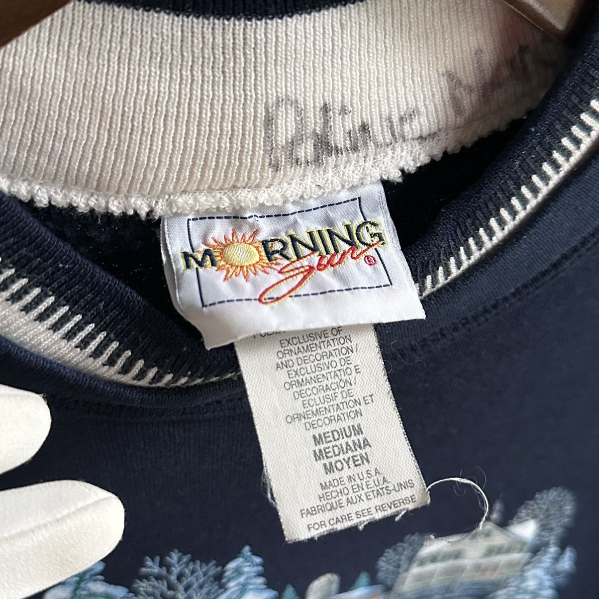 Vintage Vintage 90s Morning Sun Winter Flowers Graphic Sweatshirt Size US M / EU 48-50 / 2 - 7 Thumbnail