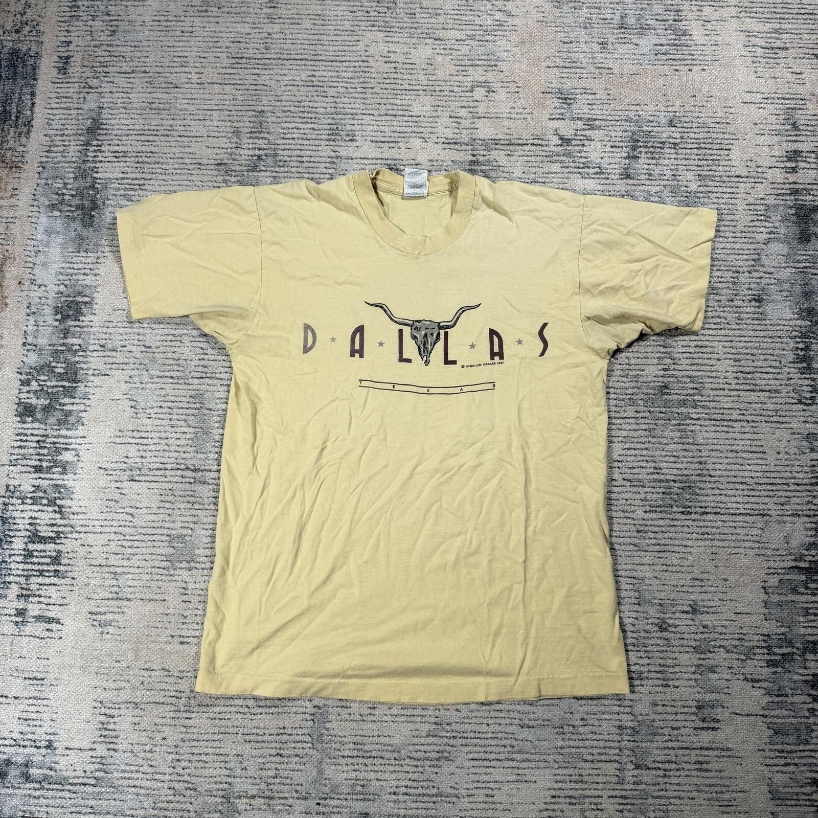 Other Vintage 1997 Dallas Tourist Graphic Print Tshirt Size US M / EU 48-50 / 2 - 1 Thumbnail