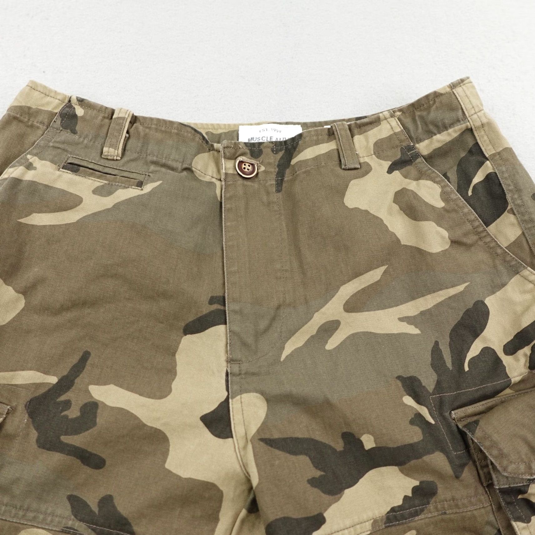 Vintage Muscle Alive Cargo Shorts Men's 34 Green Brown Camouflage Utility Outdoor Work Size US 34 / EU 50 - 2 Thumbnail
