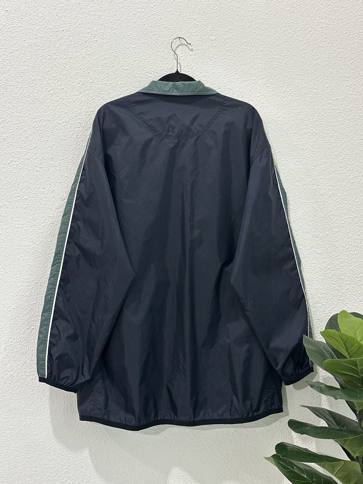 Nike Vintage 90s Nike Windbreaker Jacket Navy XL Size US XL / EU 56 / 4 - 5 Thumbnail