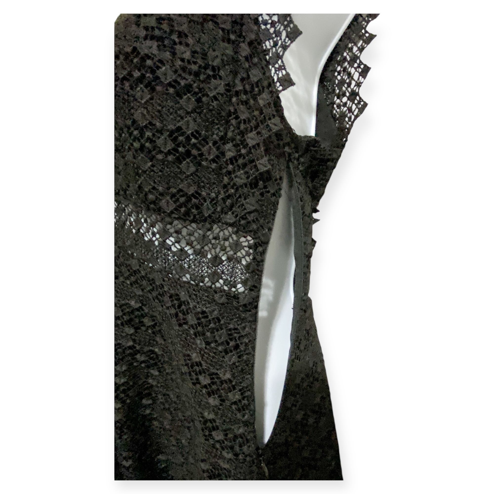 Sandro Sandro Lindsey black pinked crocheted dress, Size 3/L Size L / US 10 / IT 46 - 9 Thumbnail
