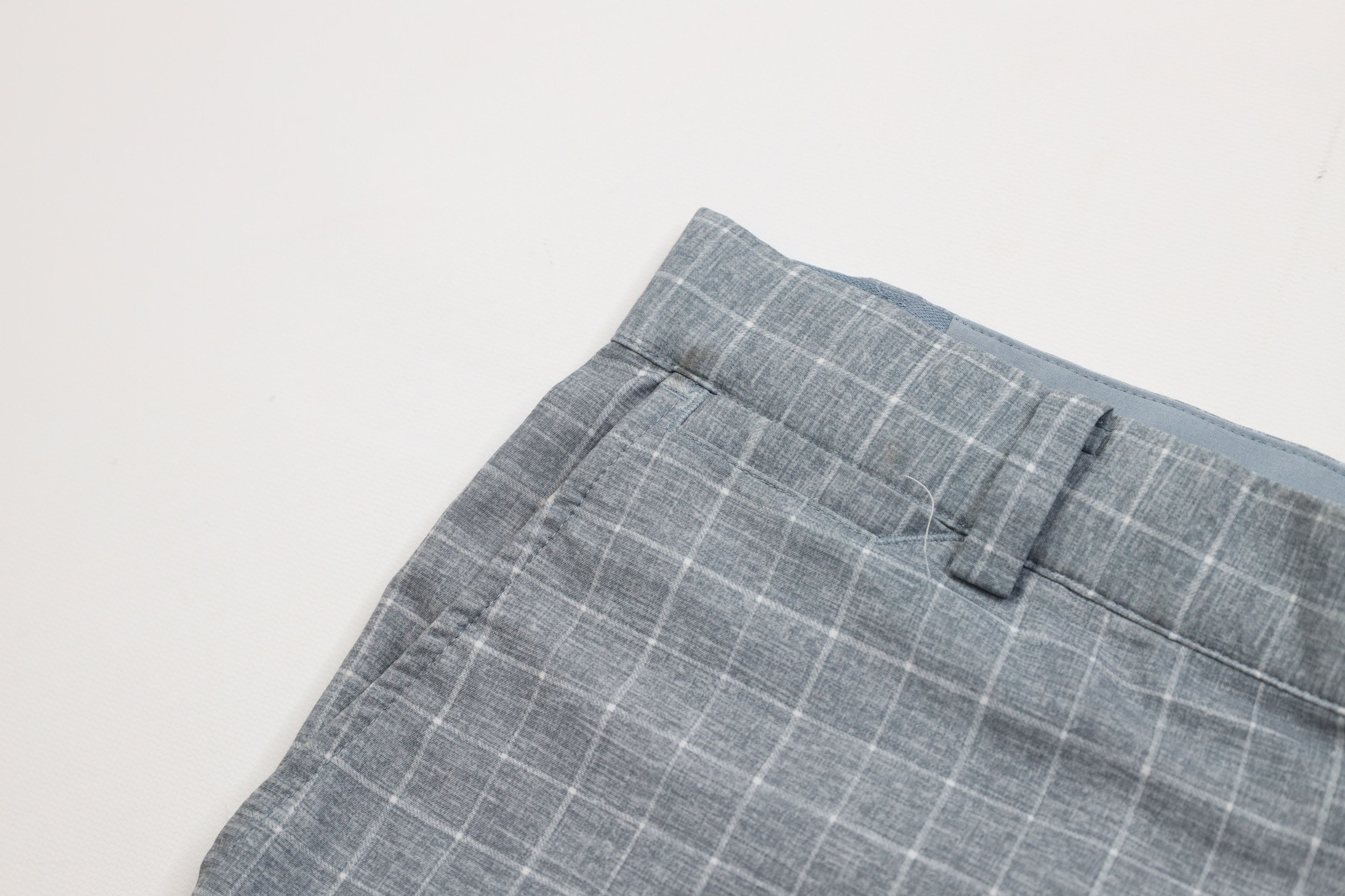 Nike Nike Golf Tour Performance Knit Golfing Chino Shorts Plaid Size US 34 / EU 50 - 6 Thumbnail