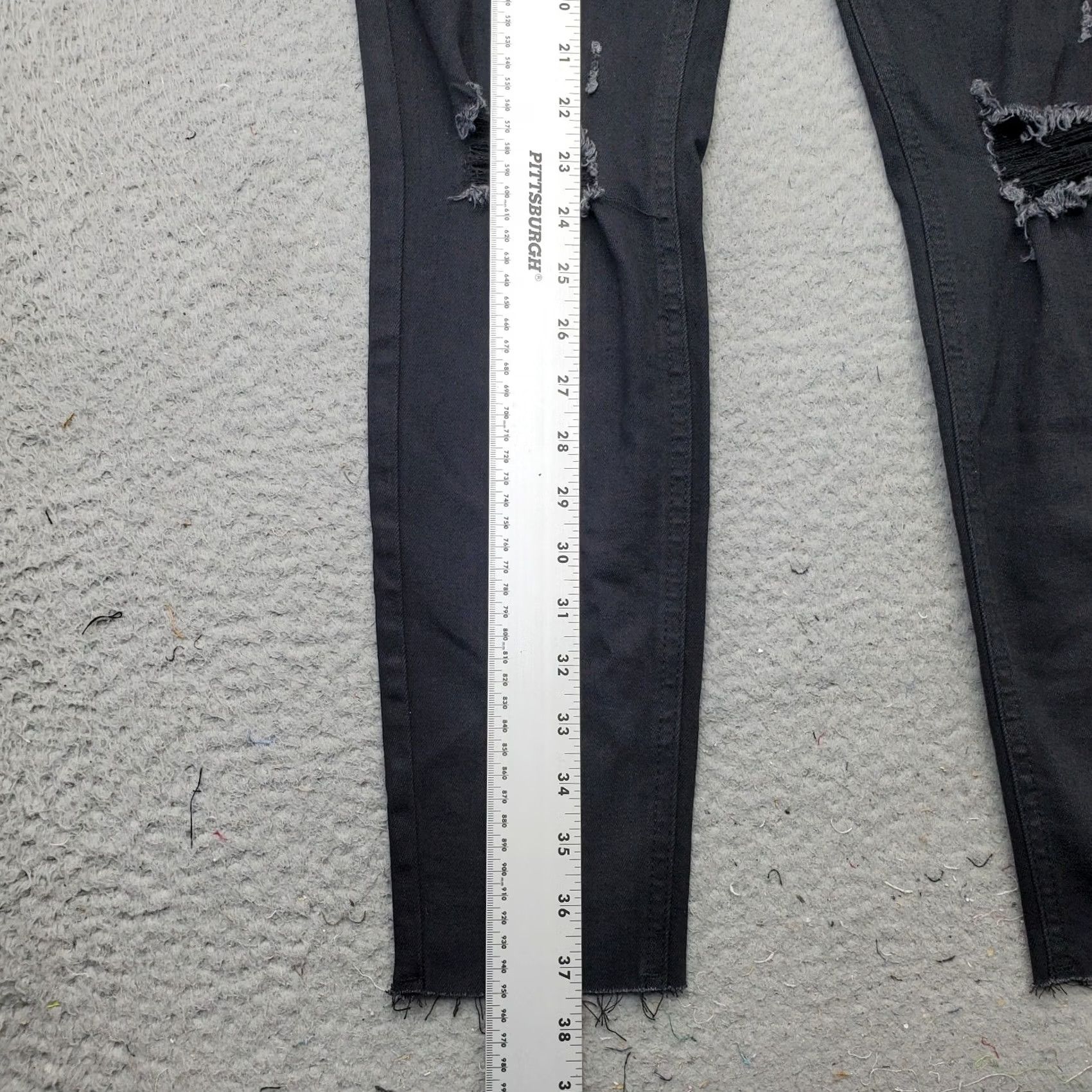 Vintage Celebrity Pink The Spice Skinny Jeans Womens 5/27 Black Denim Slim Distressed" Size 27" / US 4 / IT 40 - 3 Thumbnail