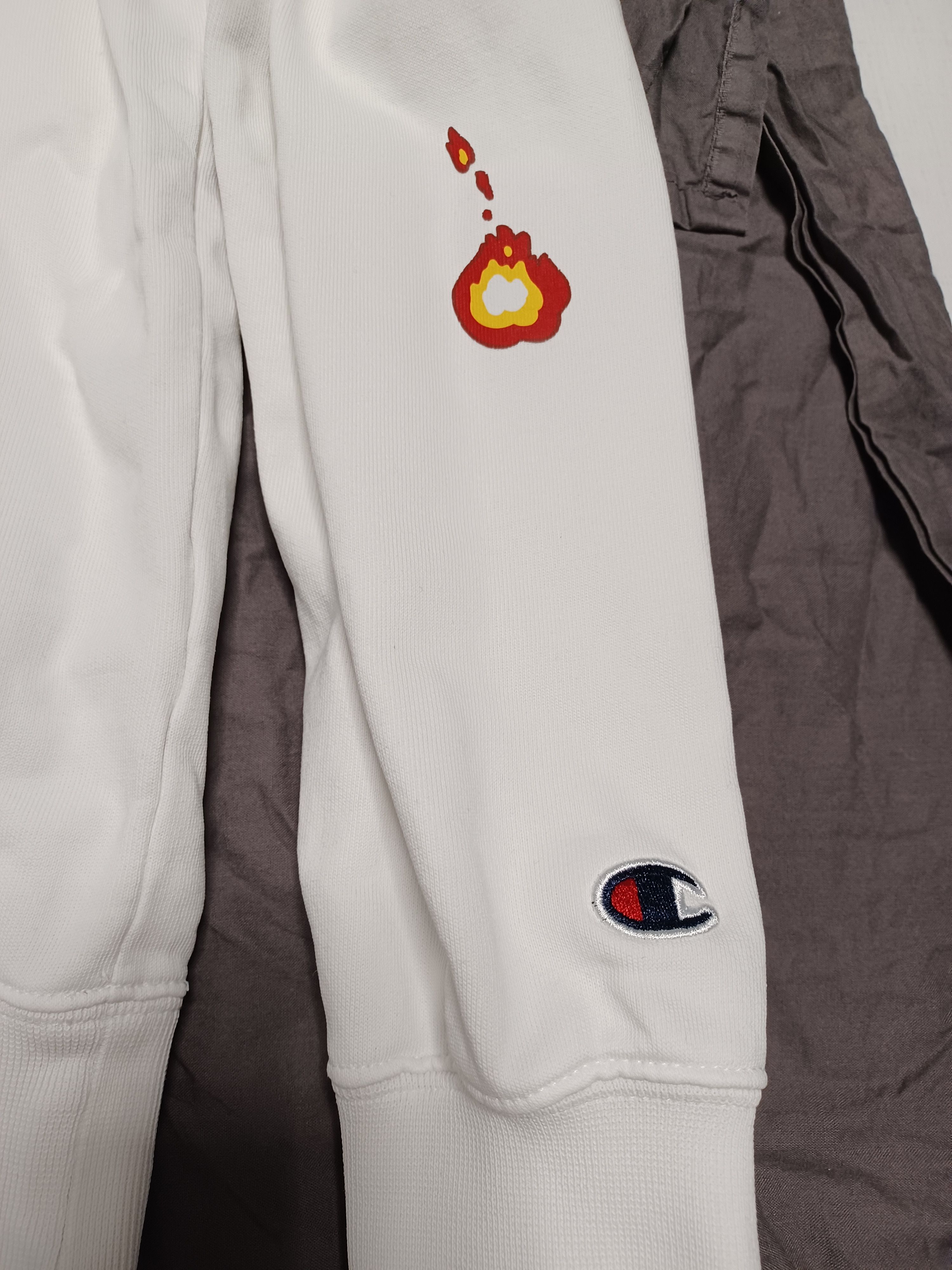 Champion Champion x Supermario faded blemished hoodie Size US M / EU 48-50 / 2 - 5 Thumbnail