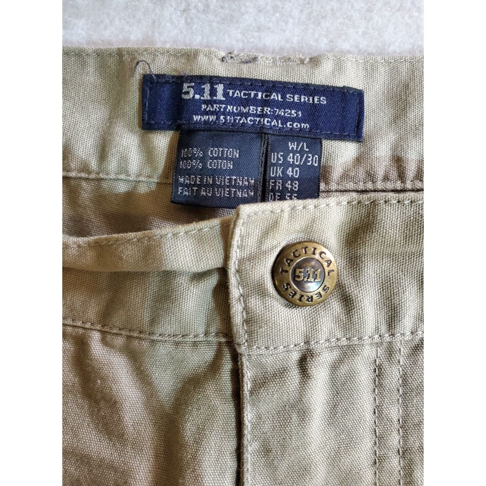 Vintage 5.11 Tactical Pants Mens 40x30 Cargo Pockets Tan & Gray 2 Pair 74251 Relaxed Straight Canvas 100% Cotton Utility Workwear Casual Size US 40 / EU 56 - 6 Thumbnail