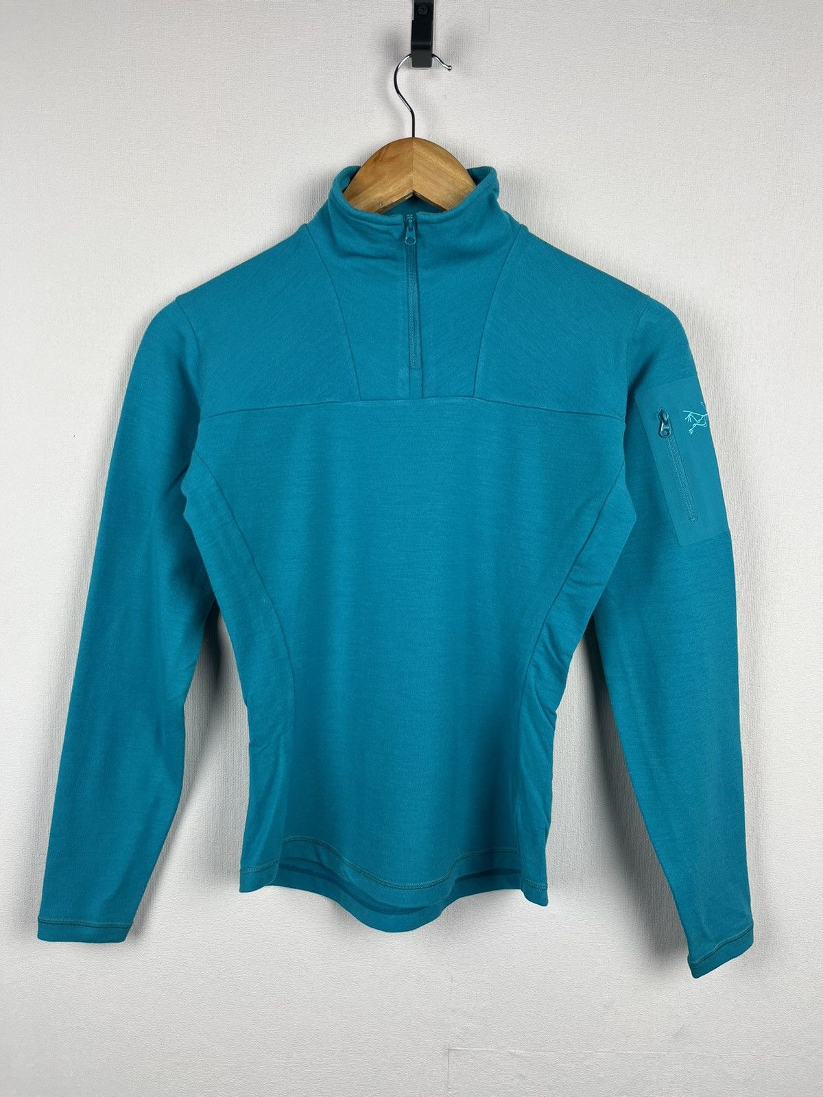 Arc'teryx Arc'teryx Pullover Women's Small S 1/4 Zip Base Layer Wool Size S / US 4 / IT 40 - 1 Thumbnail