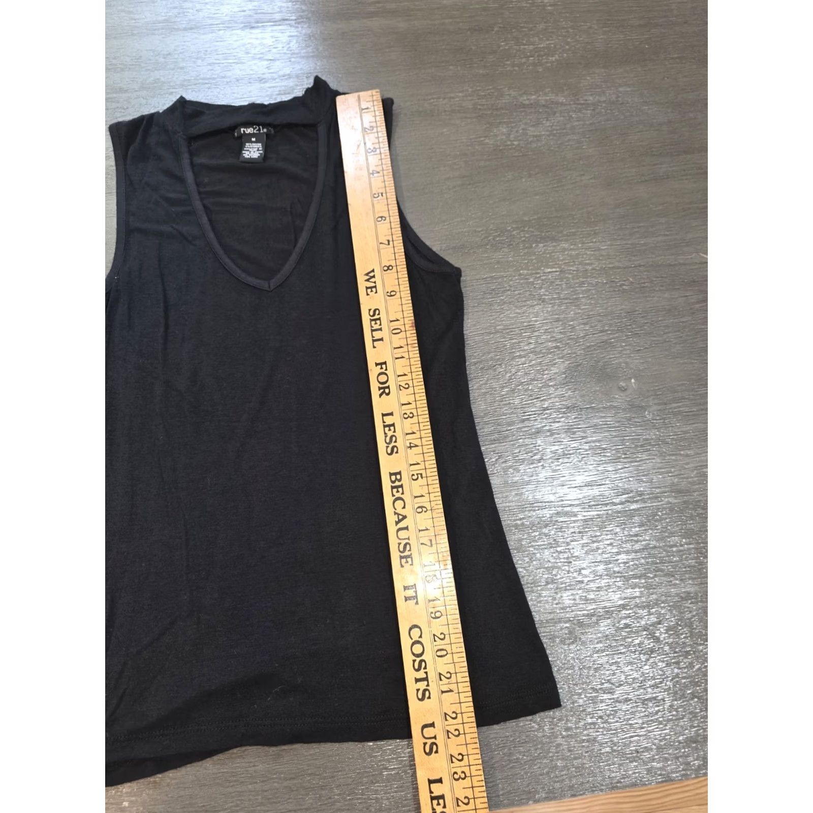 Vintage VINTAGE Rue21 Basic Knit Shirt Sleeveless Women XL Black Peep Hole Neck Casual T-Shirt Size XL / US 12-14 / IT 48-50 - 6 Thumbnail
