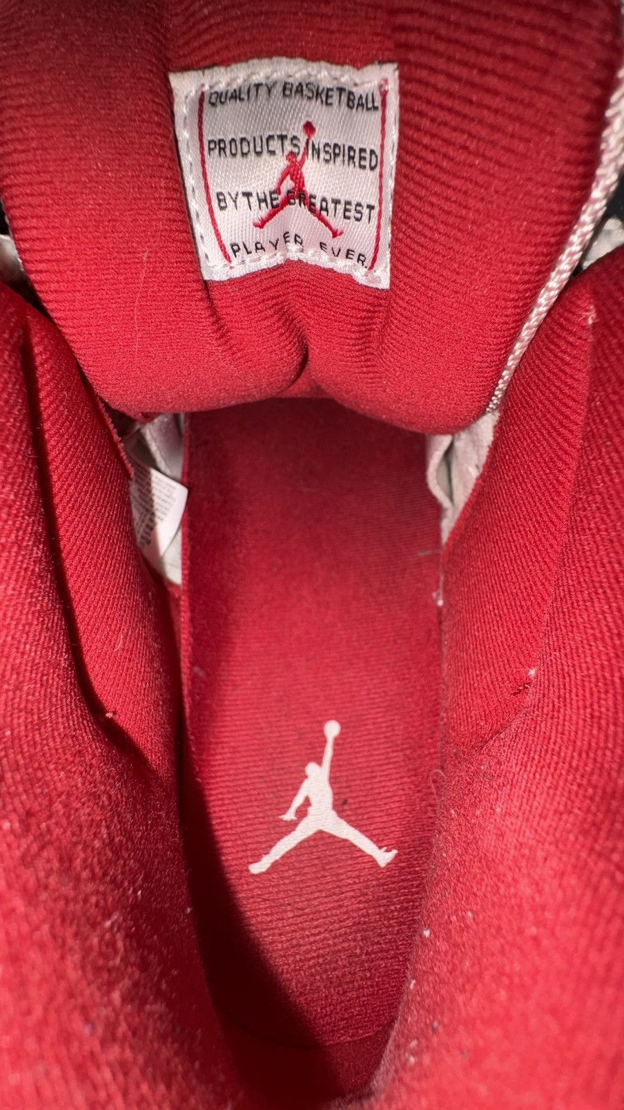 Jordan Brand JORDAN 11 RETRO CHERRY 🍒 Size US 9.5 / EU 42-43 - 5 Thumbnail