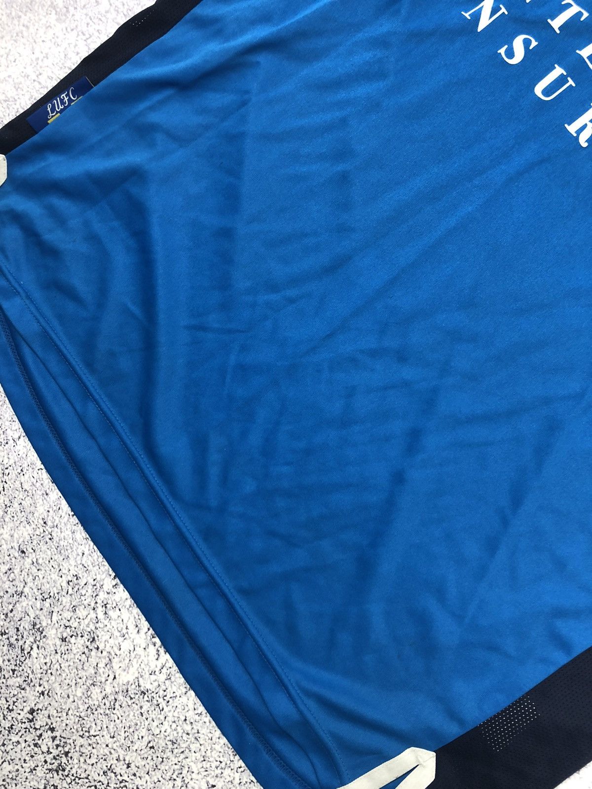 Vintage Vintage soccer jersey macron Leeds y2k casual ykk usa men’s Size US L / EU 52-54 / 3 - 4 Thumbnail