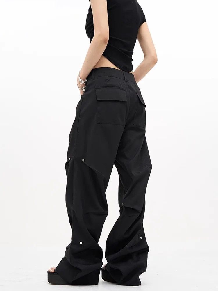 Designer × Japanese Brand × Vintage Cargo baggy flared pleated pants Size US 32 / EU 48 - 4 Thumbnail