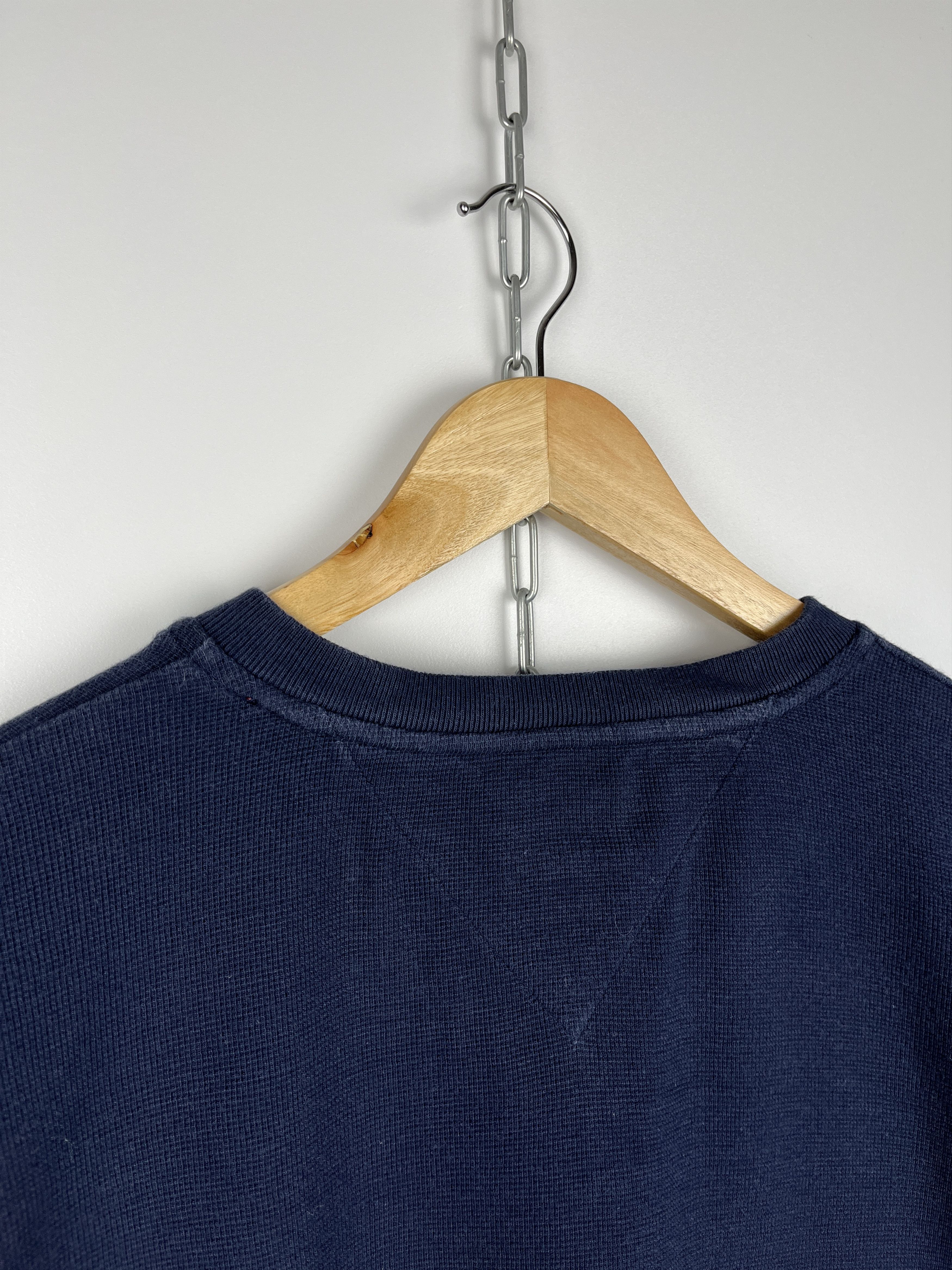 Tommy Hilfiger × Vintage 90's Tommy Hilfiger Vintage Men's V-neck Sweatshirt Relaxed Size US XL / EU 56 / 4 - 12 Thumbnail