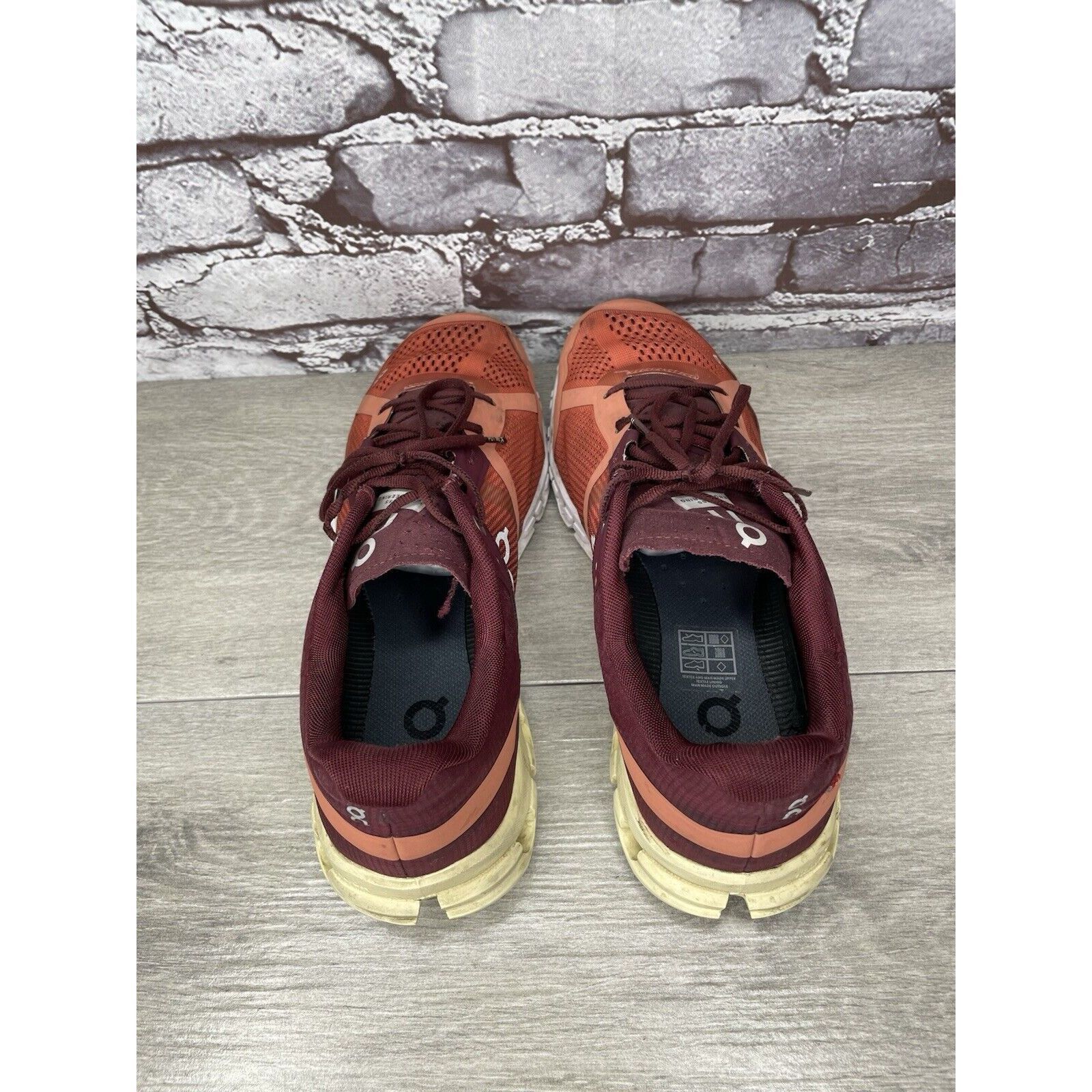 On On Cloudflow Flare Dawn Burgundy Red Synthetic Lace Gym Shoe Size US 9.5 / EU 42-43 - 5 Thumbnail