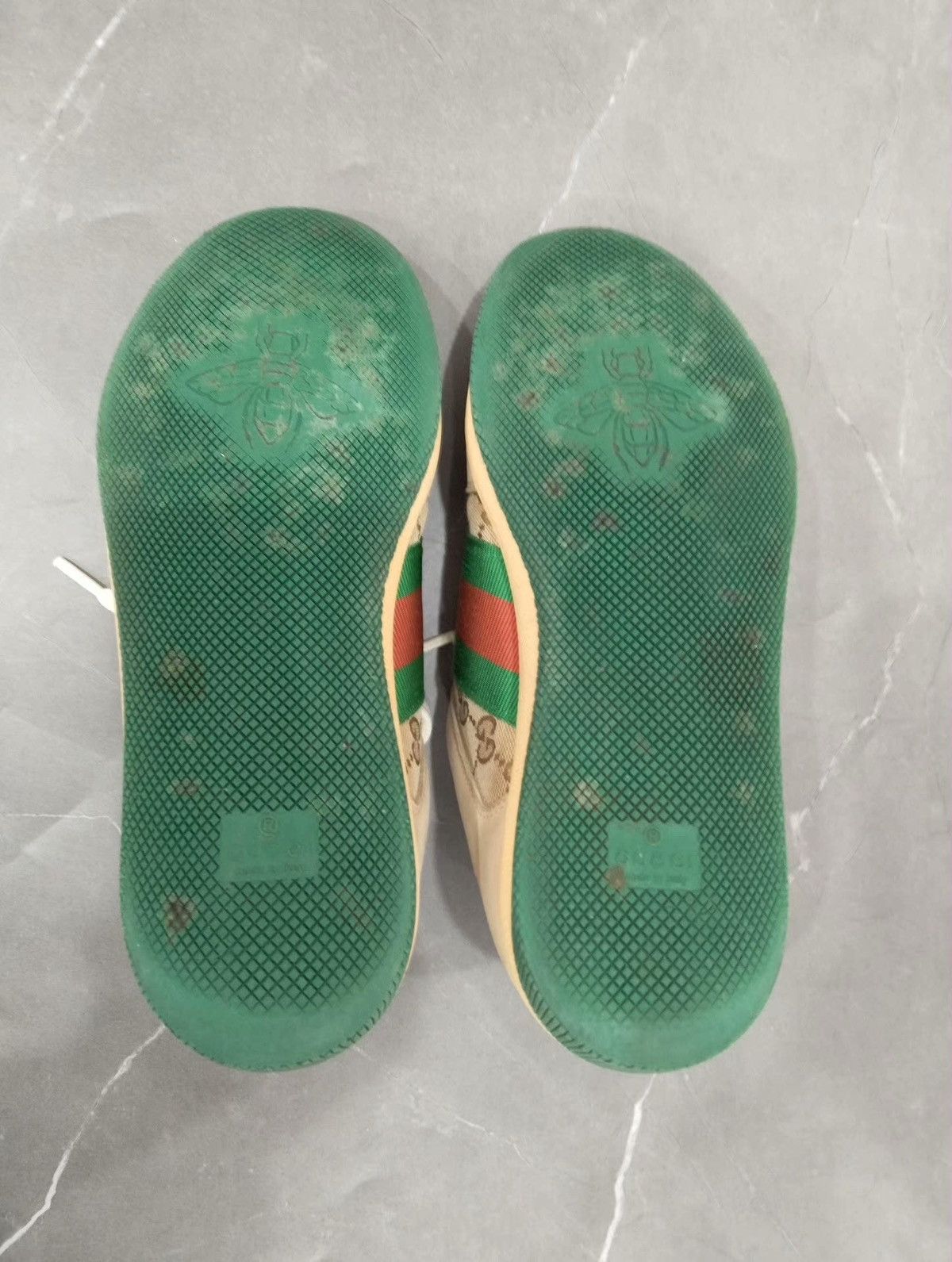 Gucci Gucci Low-Top Screener sneakers in distressed Size US 8.5 / IT 38.5 - 3 Thumbnail