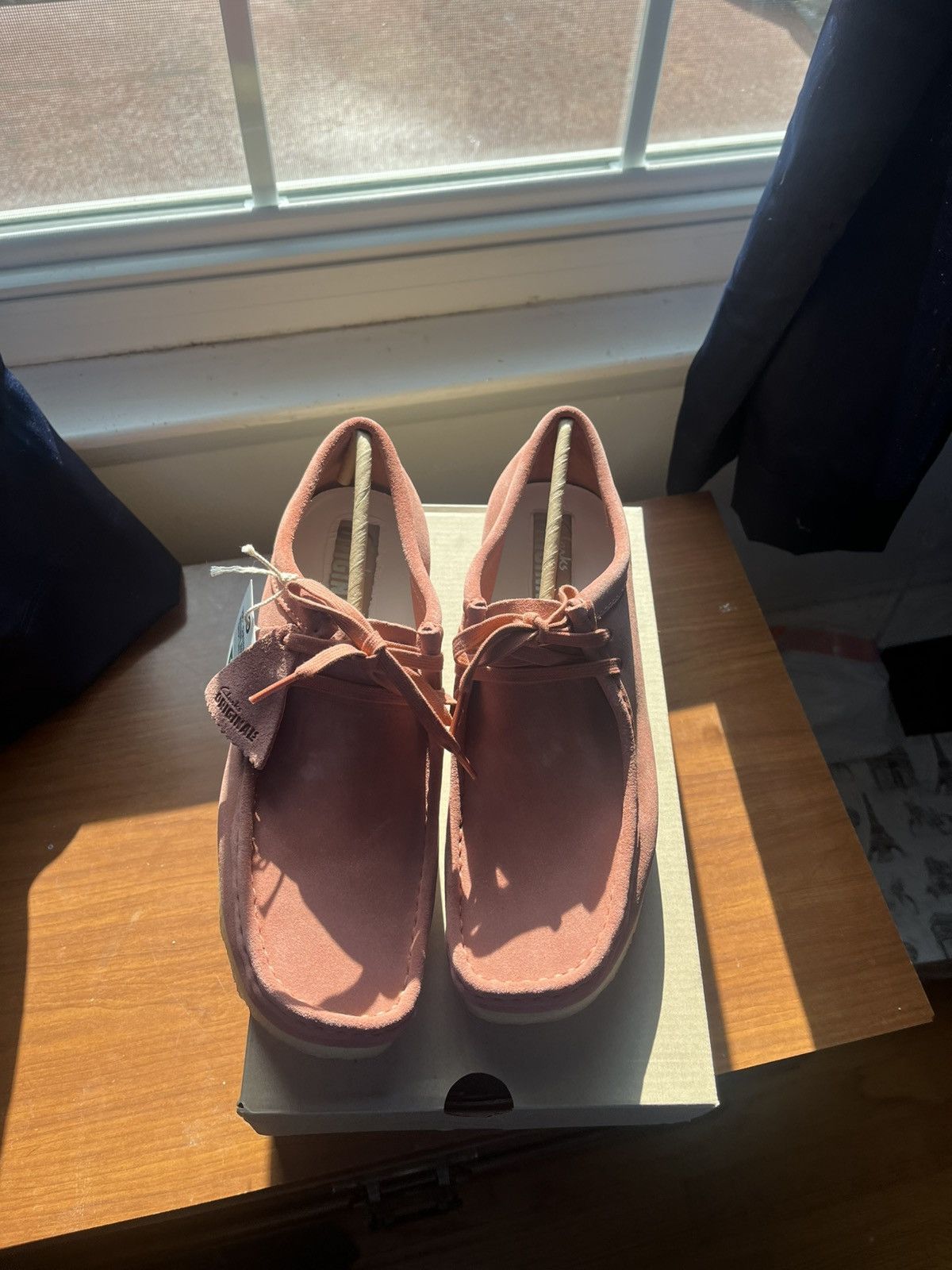 Clarks WALLABEE TERRACOTTA SUEDE Size US 9 / EU 42 - 2 Thumbnail