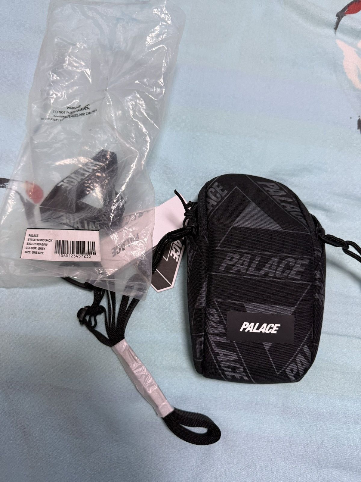 Palace Palace sling sack small bag grey black tri ferg Size ONE SIZE - 5 Thumbnail