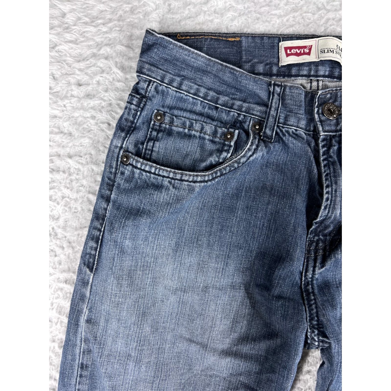 Levi's VINTAGE Levi's Jeans Women's 514 Straight Fit Medium Wash Blue Denim Size 18 Size 40" / US 18 - 2 Thumbnail