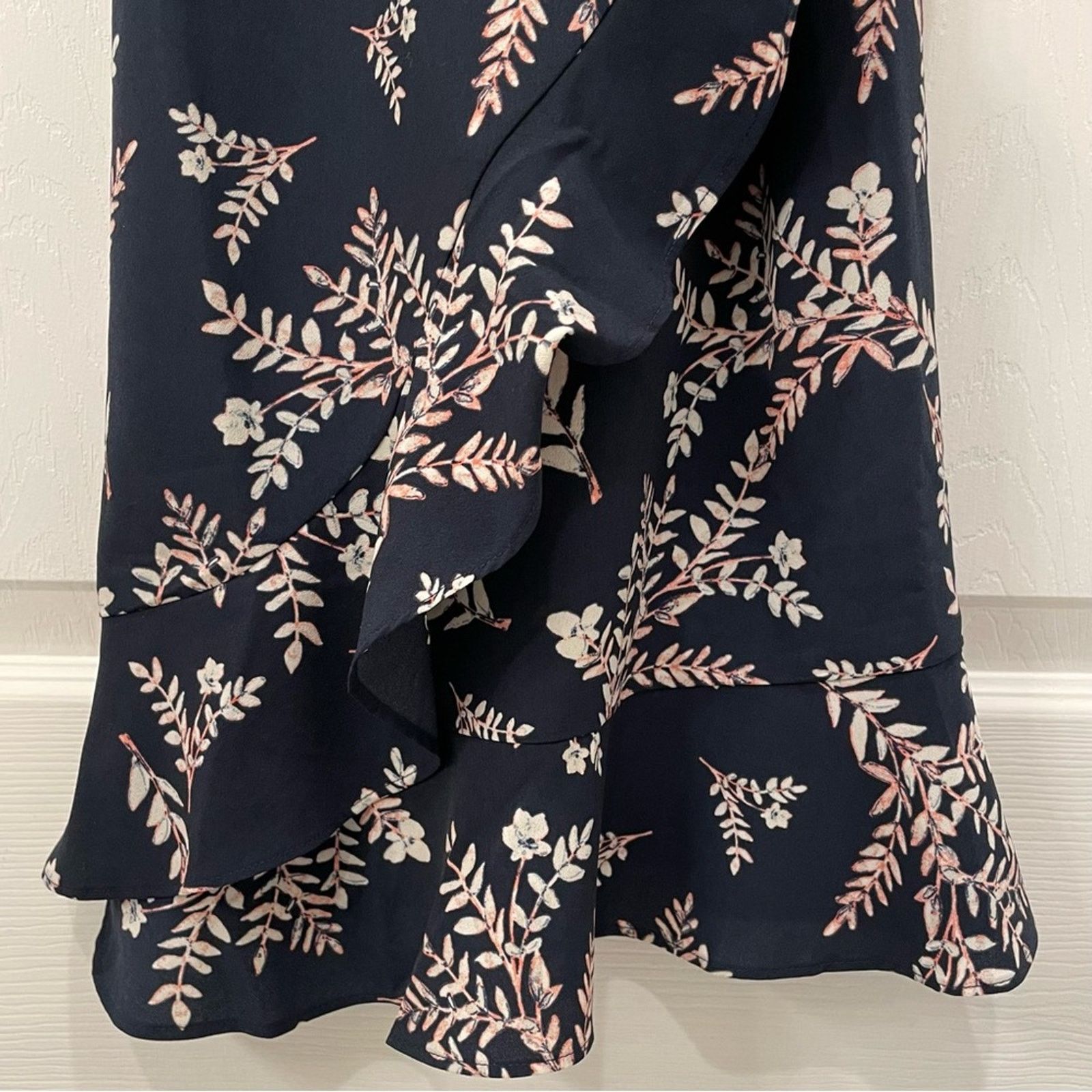 Banana Republic Banana Republic Floral Wrap Dress 2 Size XS / US 0-2 / IT 36-38 - 9 Thumbnail