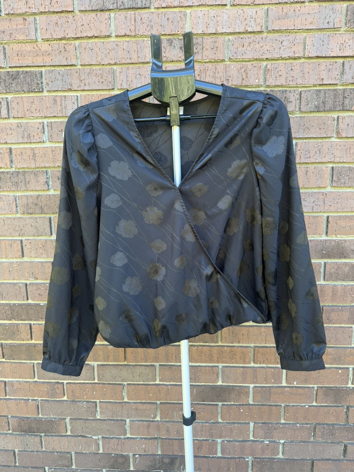 Other A New Day Long Sleeve Surplice Top Blouse Solid Black Floral Size S / US 4 / IT 40 - 11 Thumbnail