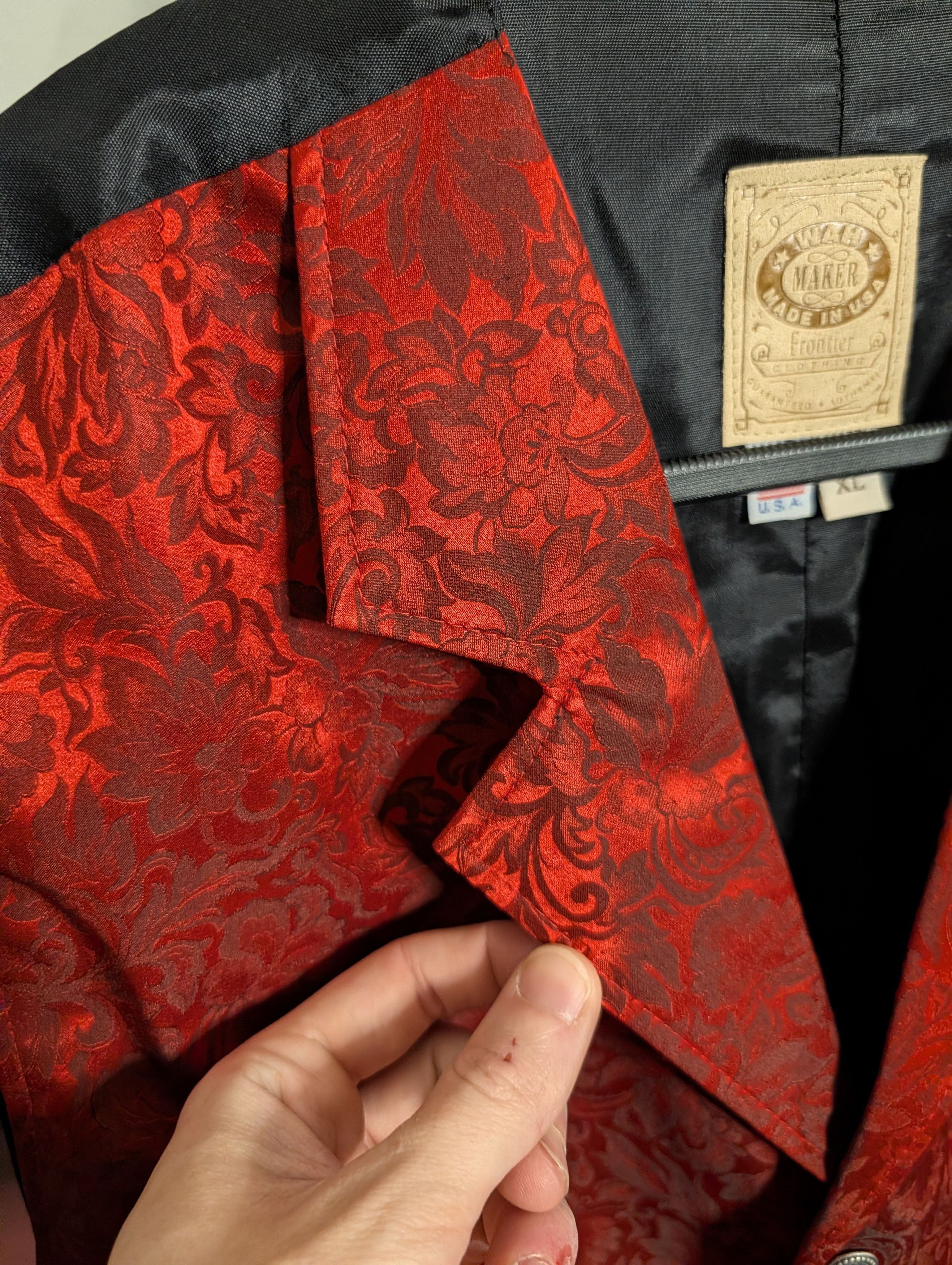 Other Wahmaker 100% SILK Red Floral Western MiUSA Vest Size 44R - 6 Thumbnail
