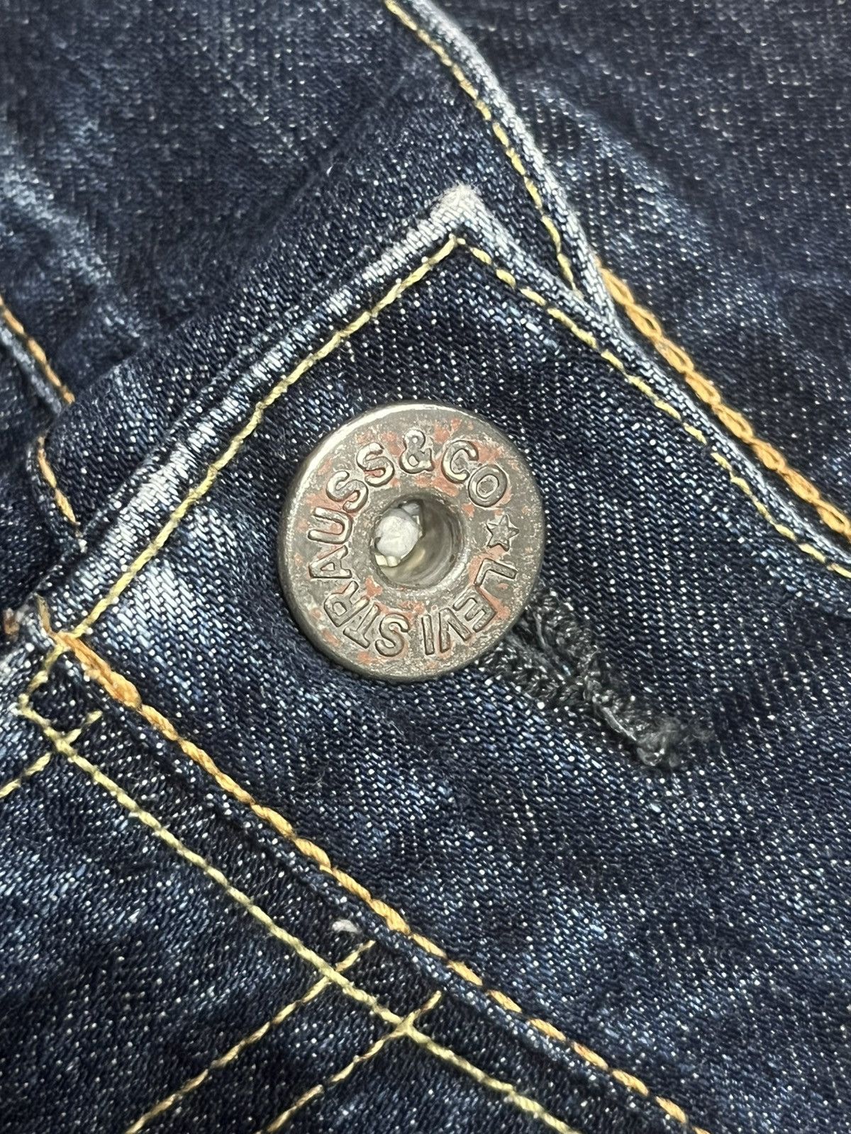 Levi's × Vetements Vintage Levi’s Dark Blue Faded Washed Distress Tapered Jeans Size US 28 / EU 44 - 5 Thumbnail
