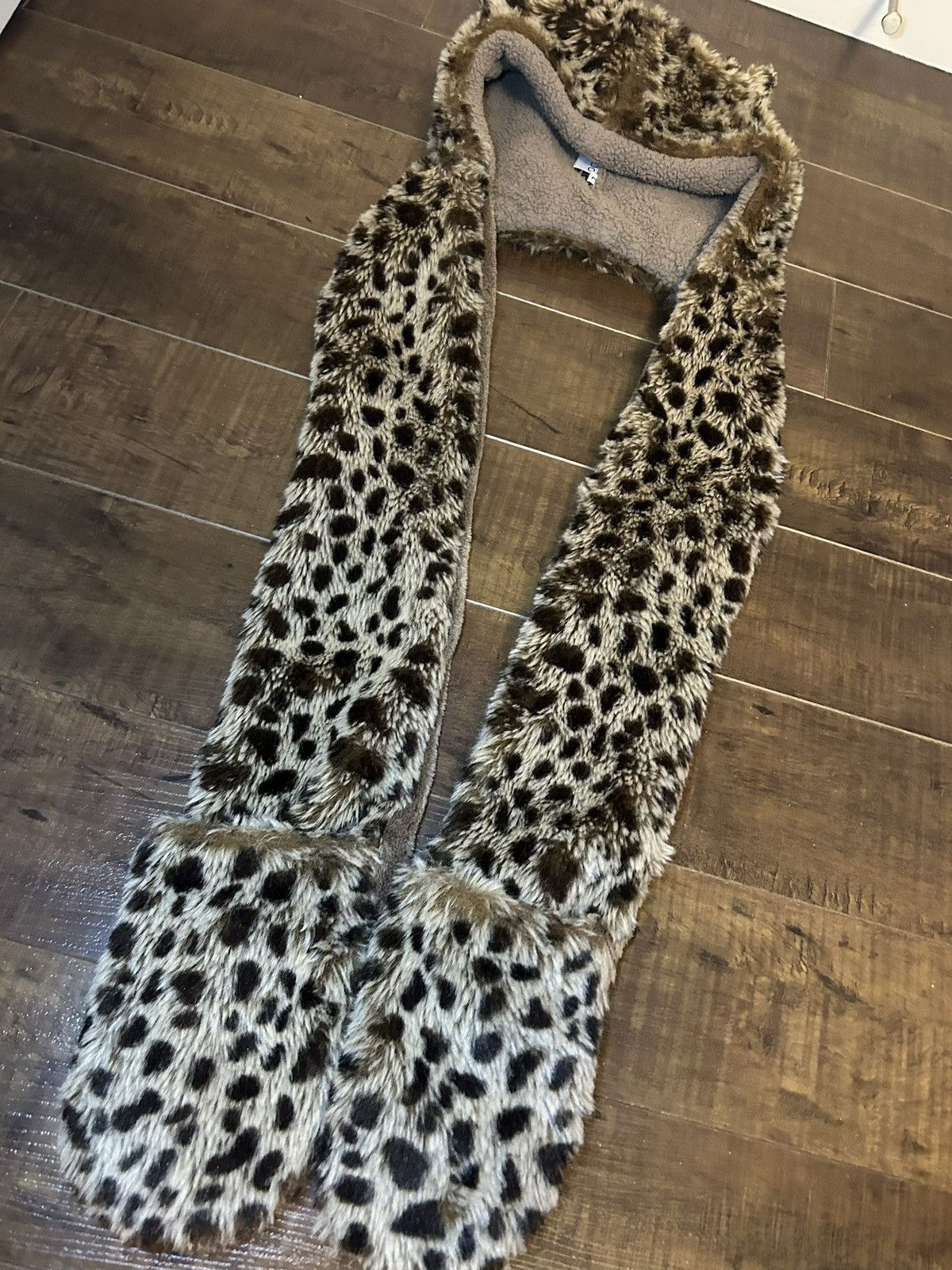 Aldo Vintage Aldo sherpa fleece lined leopard fur hat accessory Size ONE SIZE - 4 Thumbnail