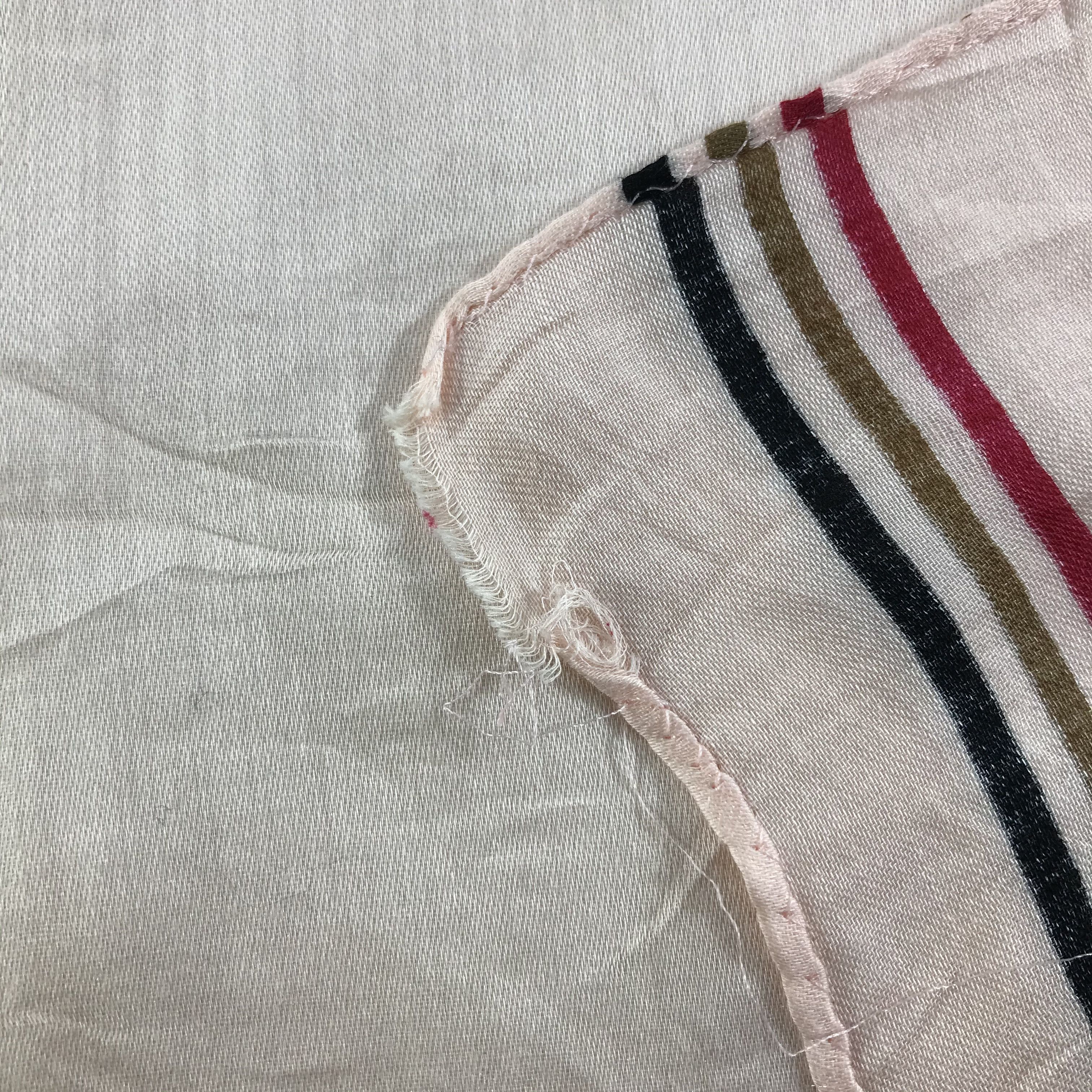 Burberry × Vintage Burberry Bandana / Handkerchief / Neckerchief - S1389 Size ONE SIZE - 4 Thumbnail