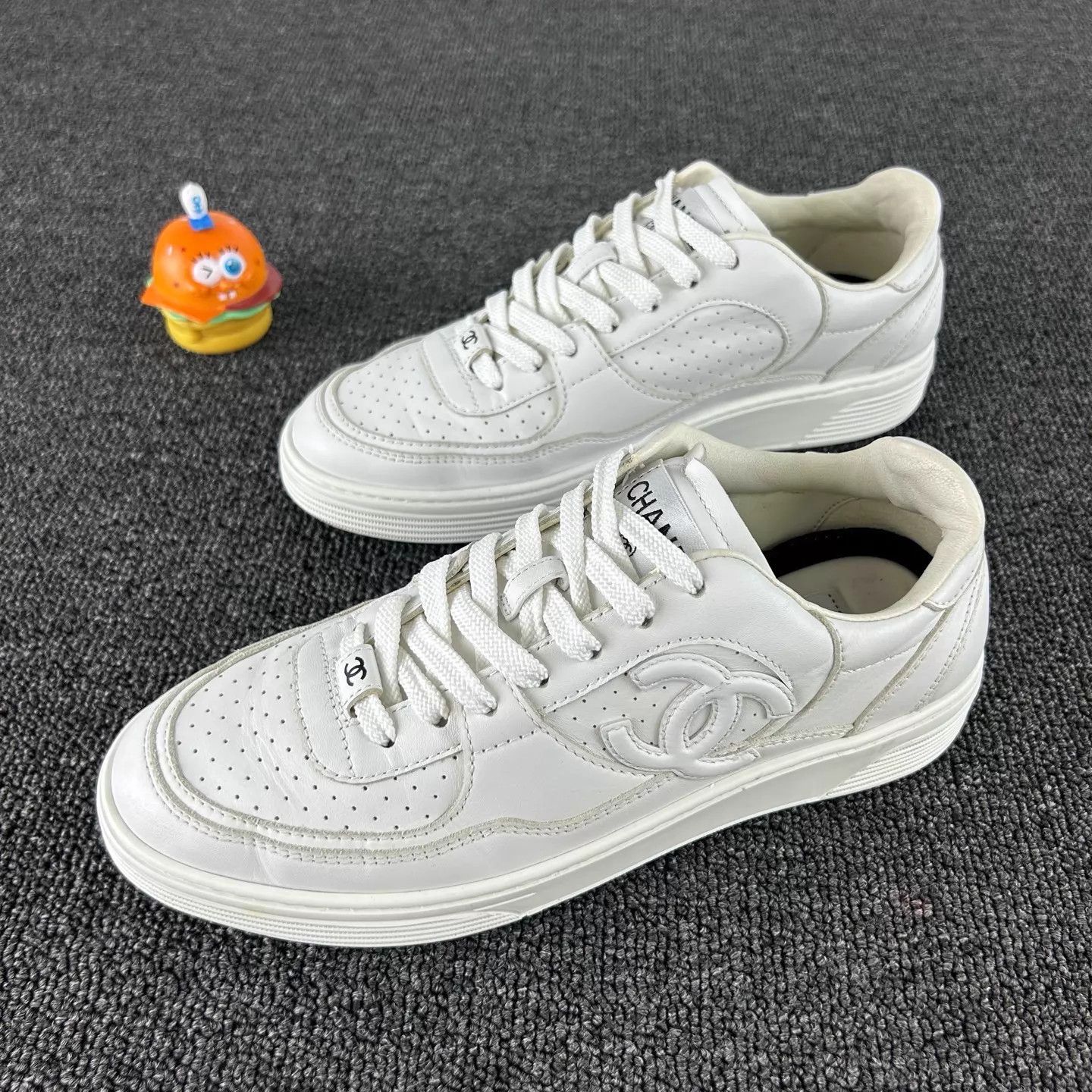 Chanel Chanel 23A White Sneakers 37 HB3393 Size US 6.5 / IT 36.5 - 1 Thumbnail