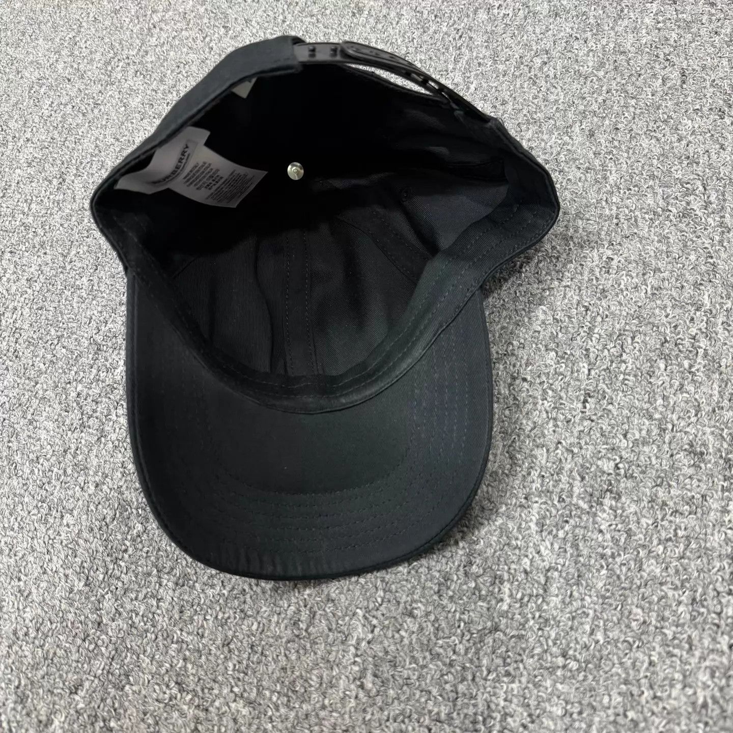 Burberry Burberry Black London Logo Baseball Cap S Mint Size ONE SIZE - 5 Thumbnail