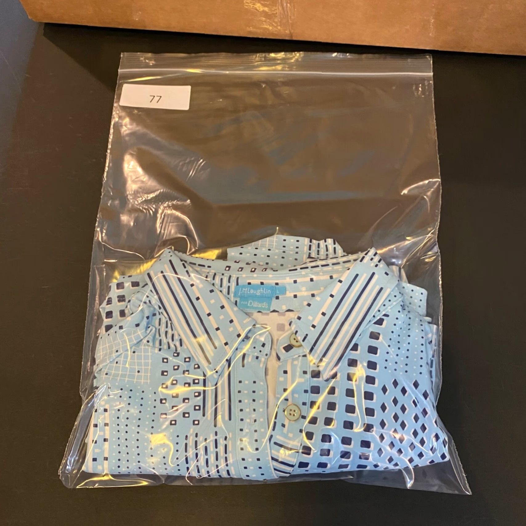 J.McLaughlin J. McLaughlin for Dillards Shirt Womens Large Blue Geometric Button Long Sleeve Size L / US 10 / IT 46 - 8 Thumbnail